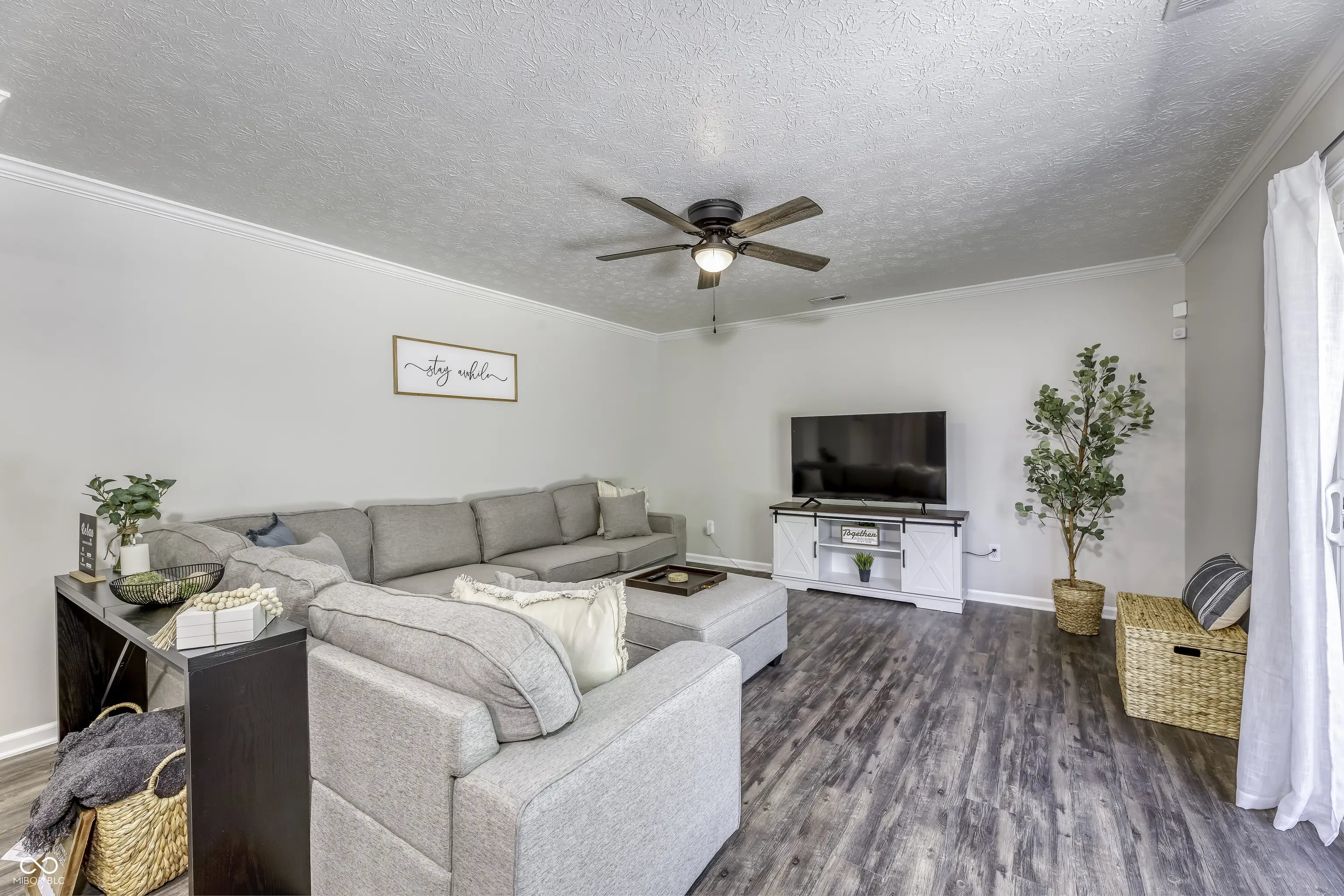 7703 Janel Court MLS 22058660 Southern Lakes Estate photo 5