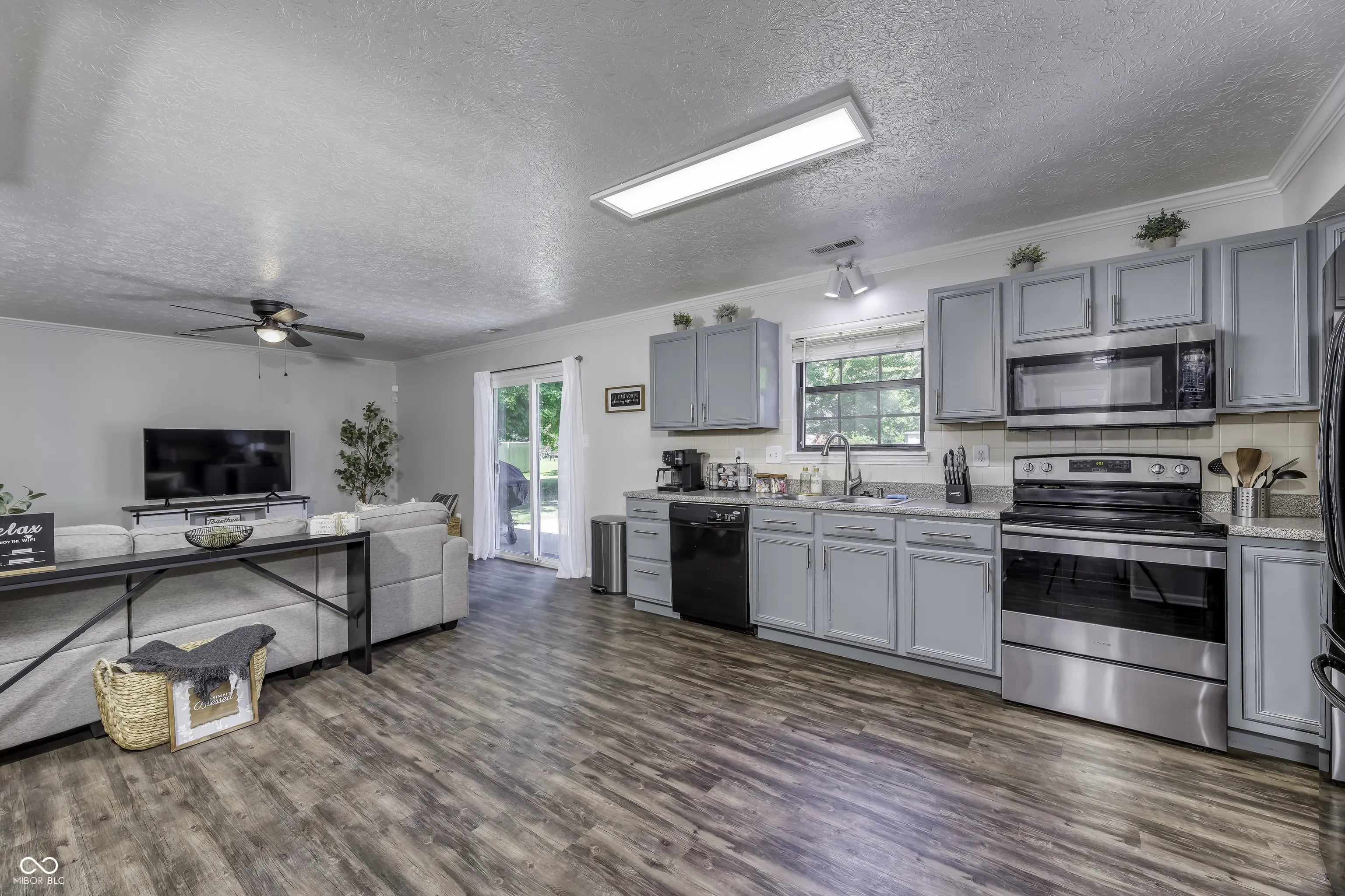 7703 Janel Court MLS 22058660 Southern Lakes Estate photo 8