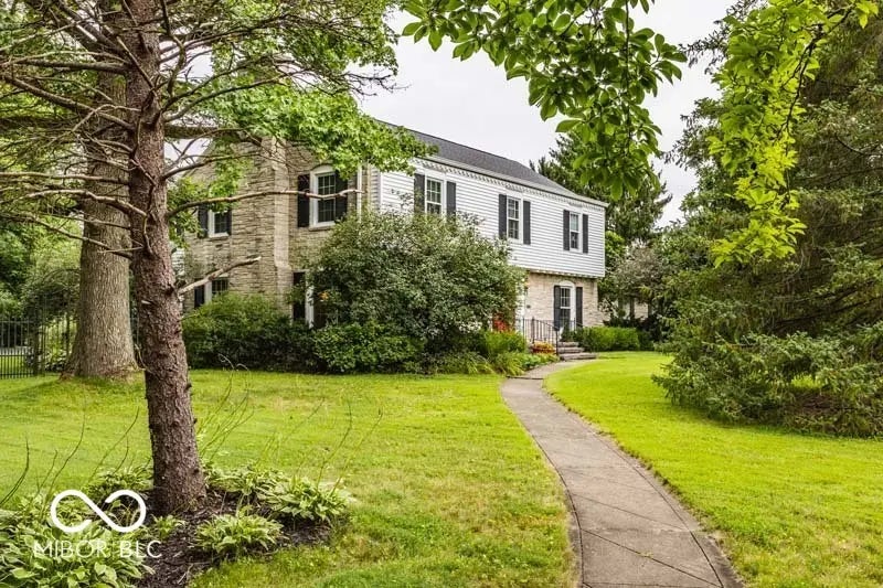 7600 N Meridian Street MLS 22058666 North Meridian Hills photo 1