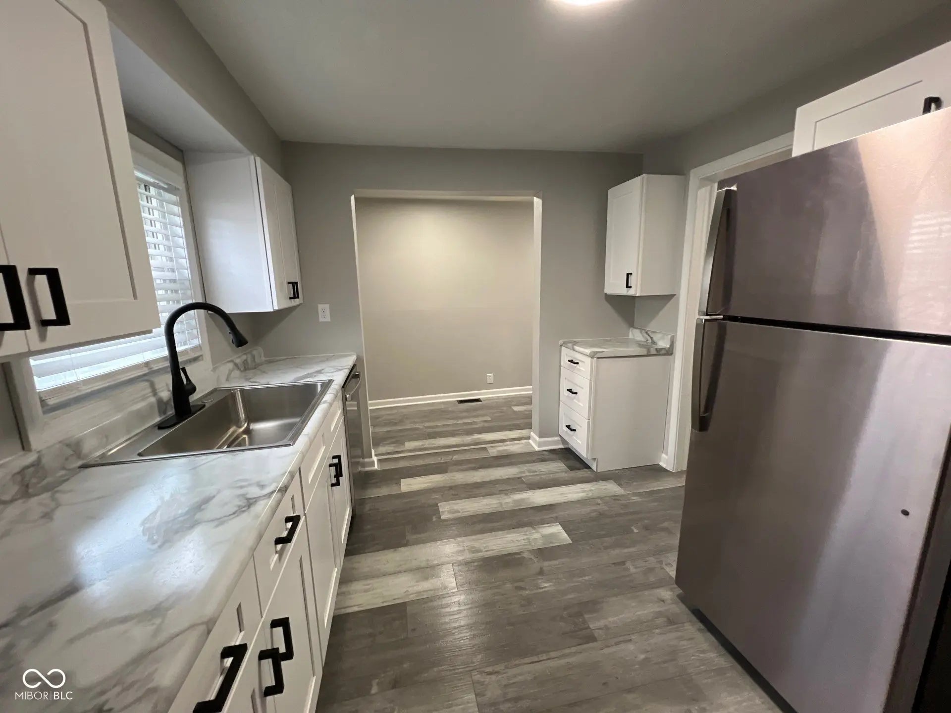 517 N A Street MLS 22058667 Duck Creek photo 4