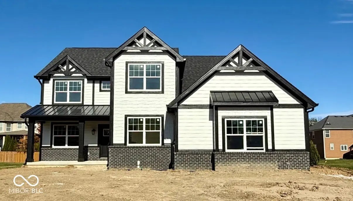 6882 Linden Woods Drive, Avon