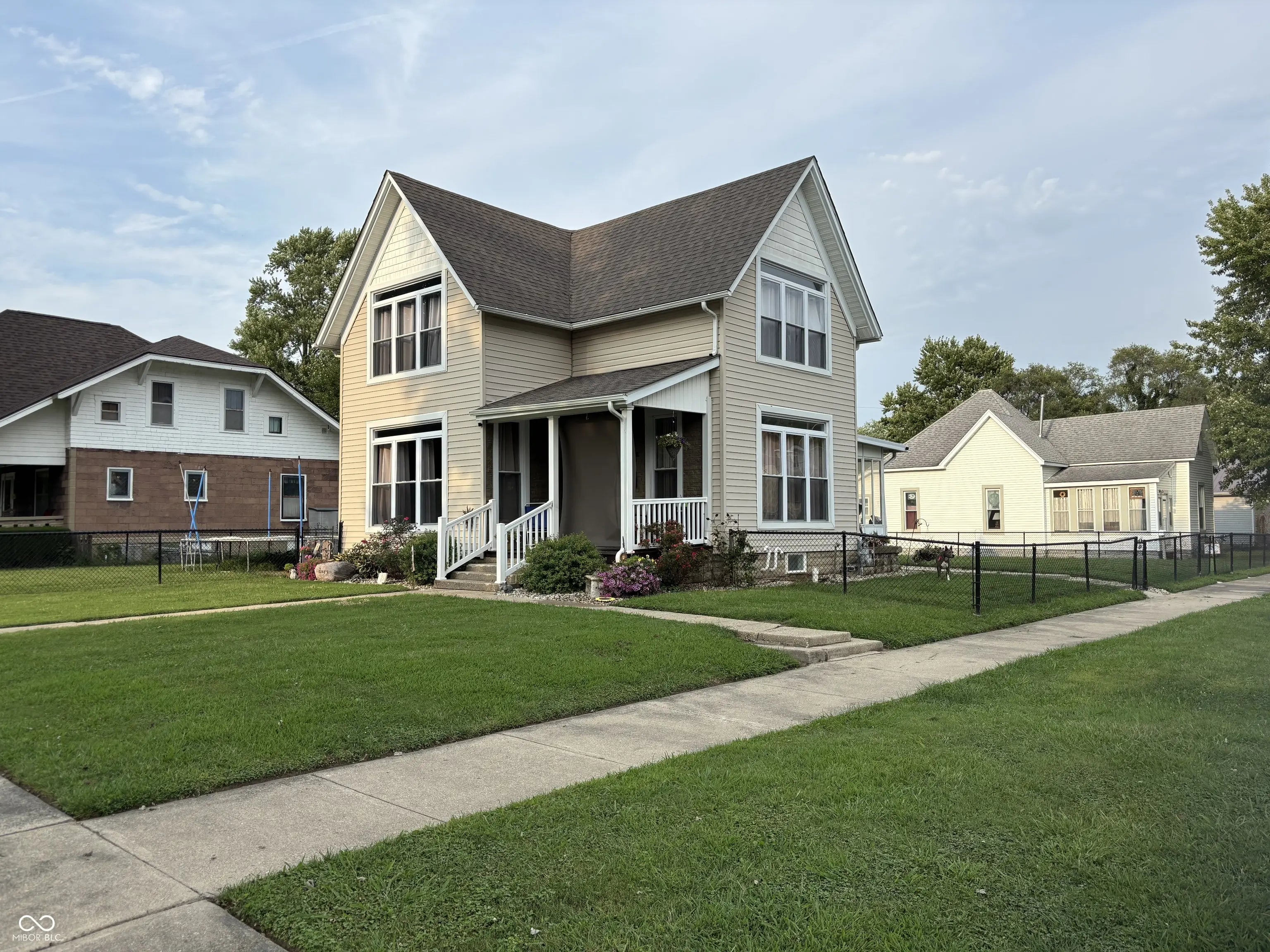 902 N Willow Street, Rushville