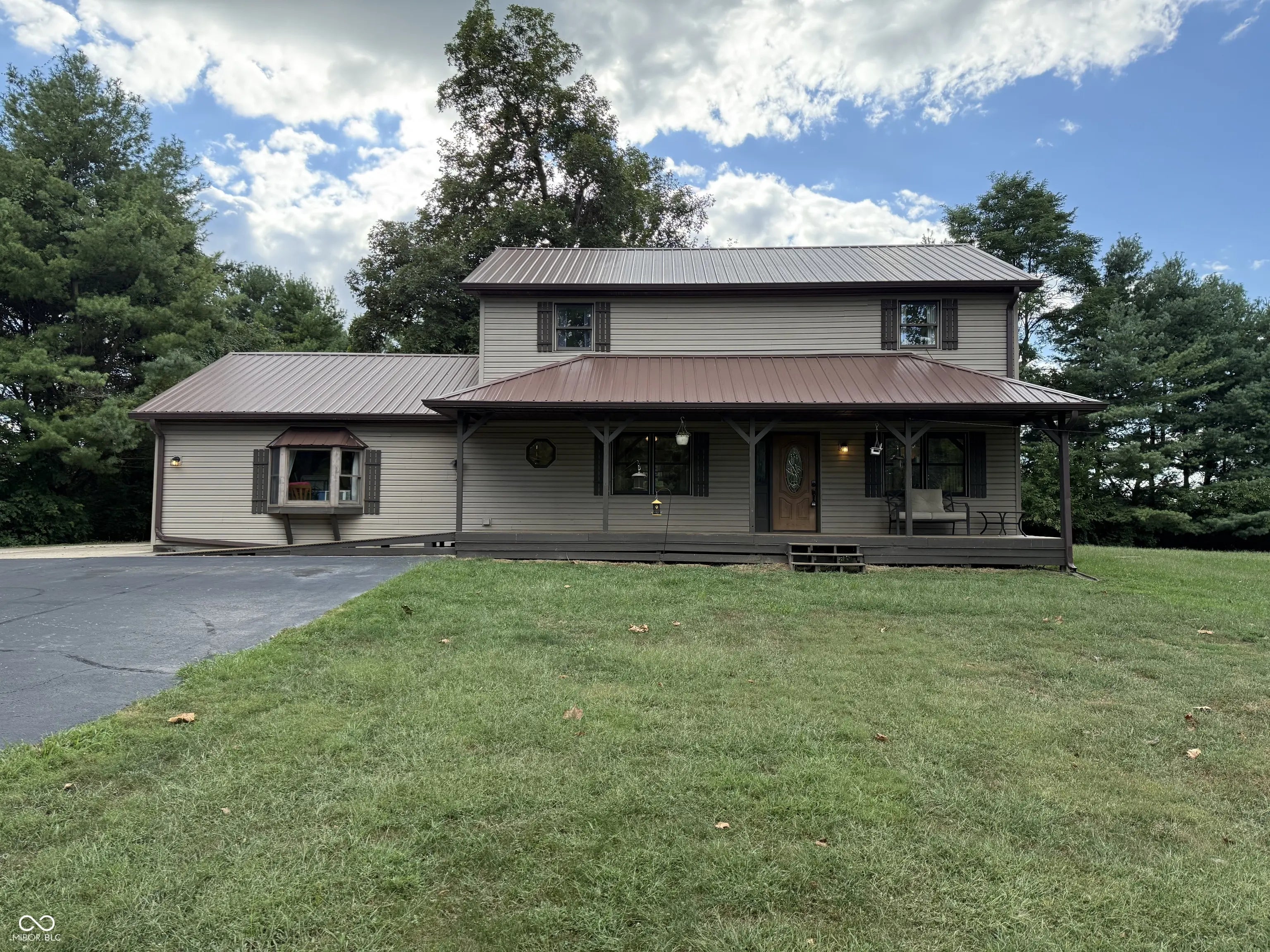 5668 S 50 W, Trafalgar