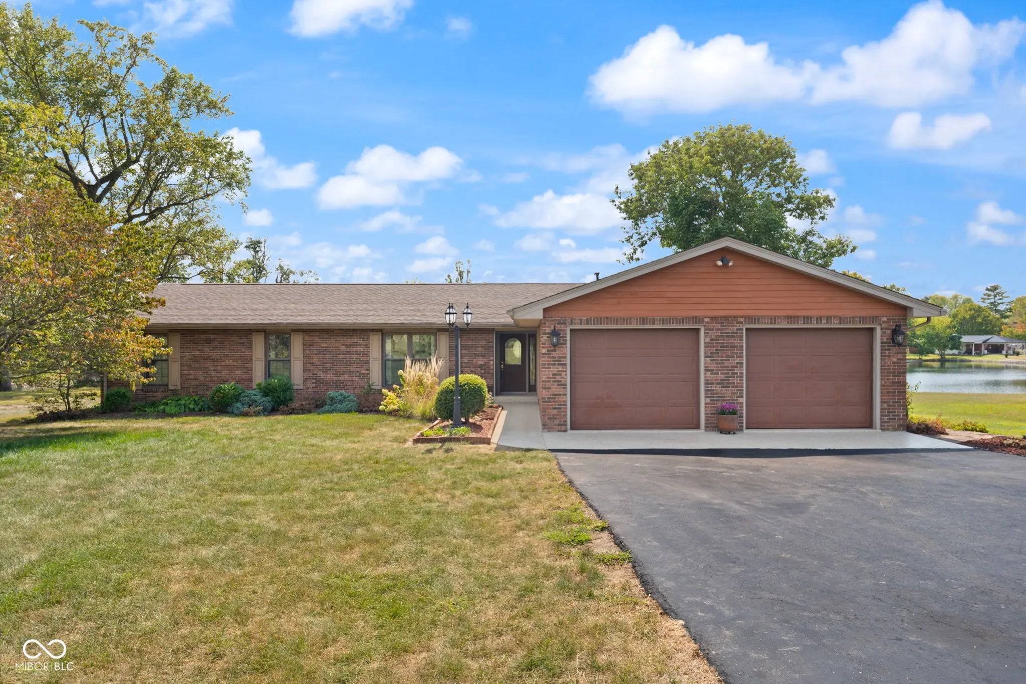 2207 W Robin Road, Scottsburg