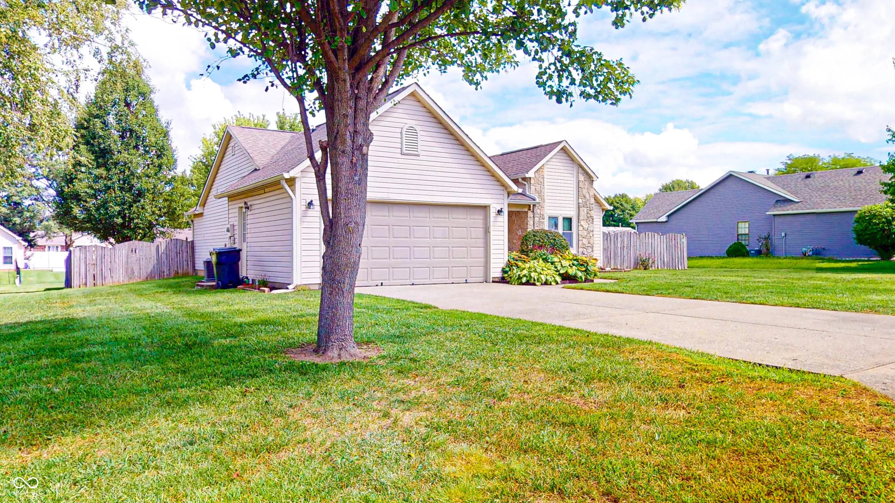 1078 Barcelona Drive, Greenwood