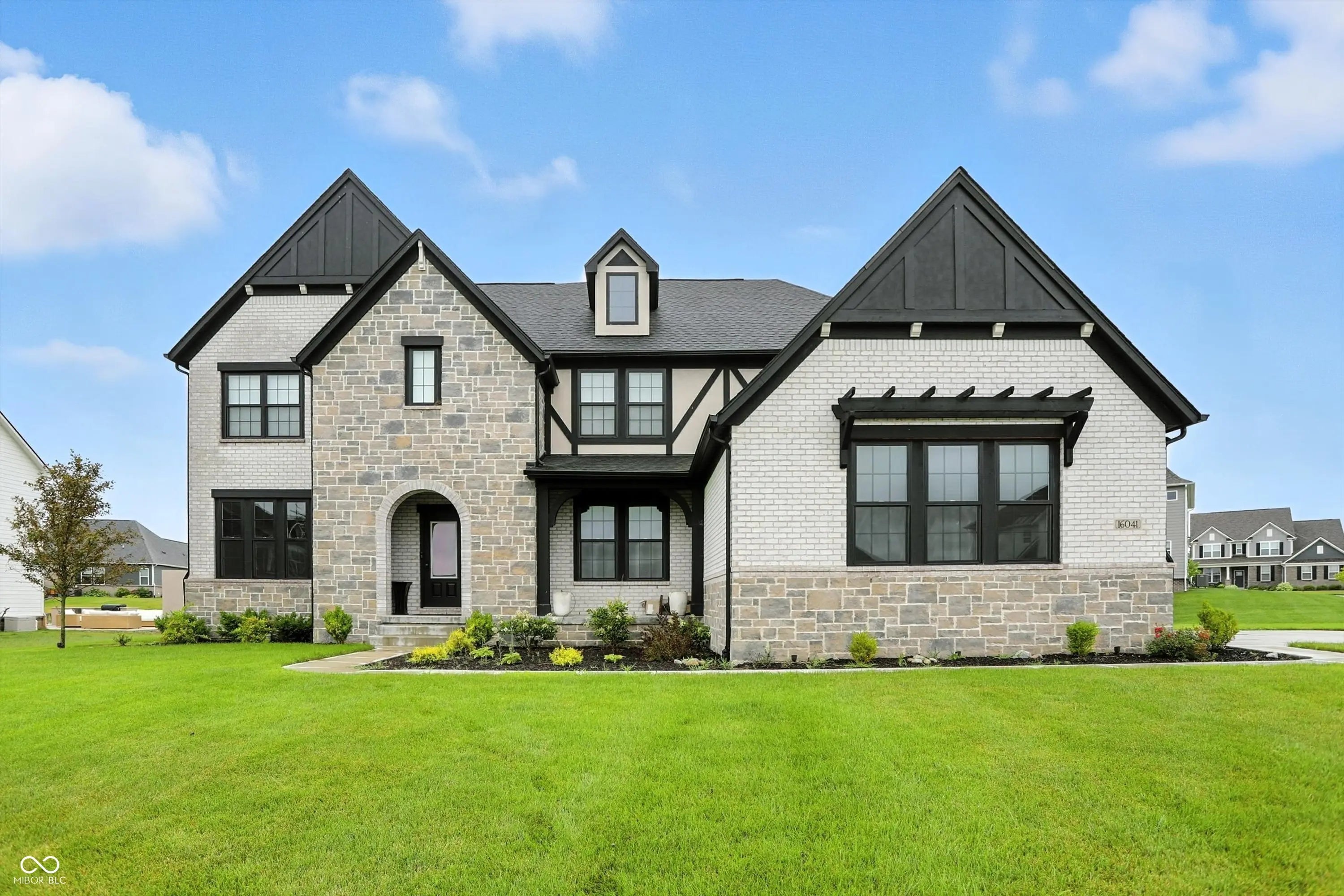 16041 Flowing Creek Way, Westfield