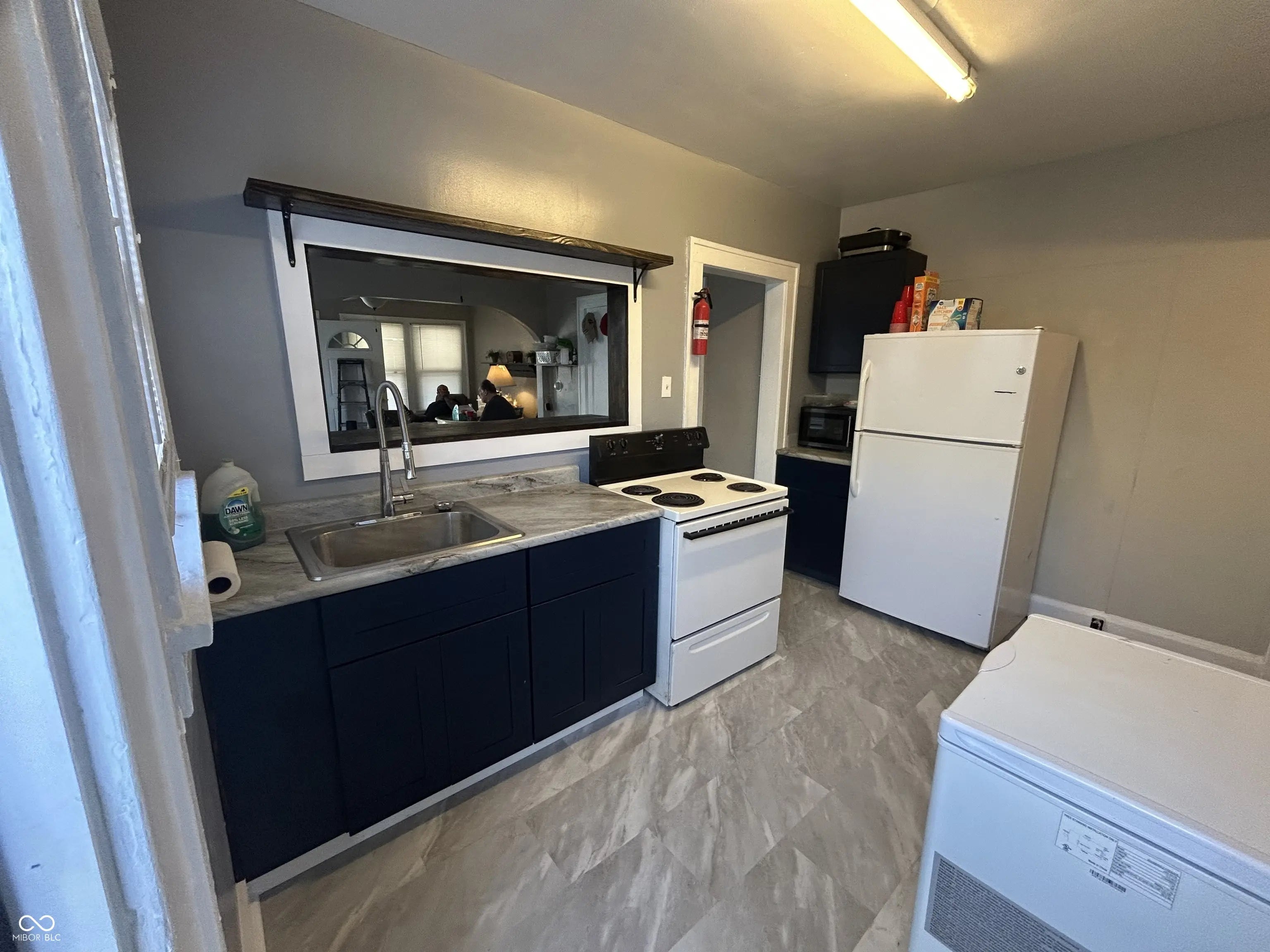 4214 E 10th Street MLS 22059029 No Subdivision photo 2