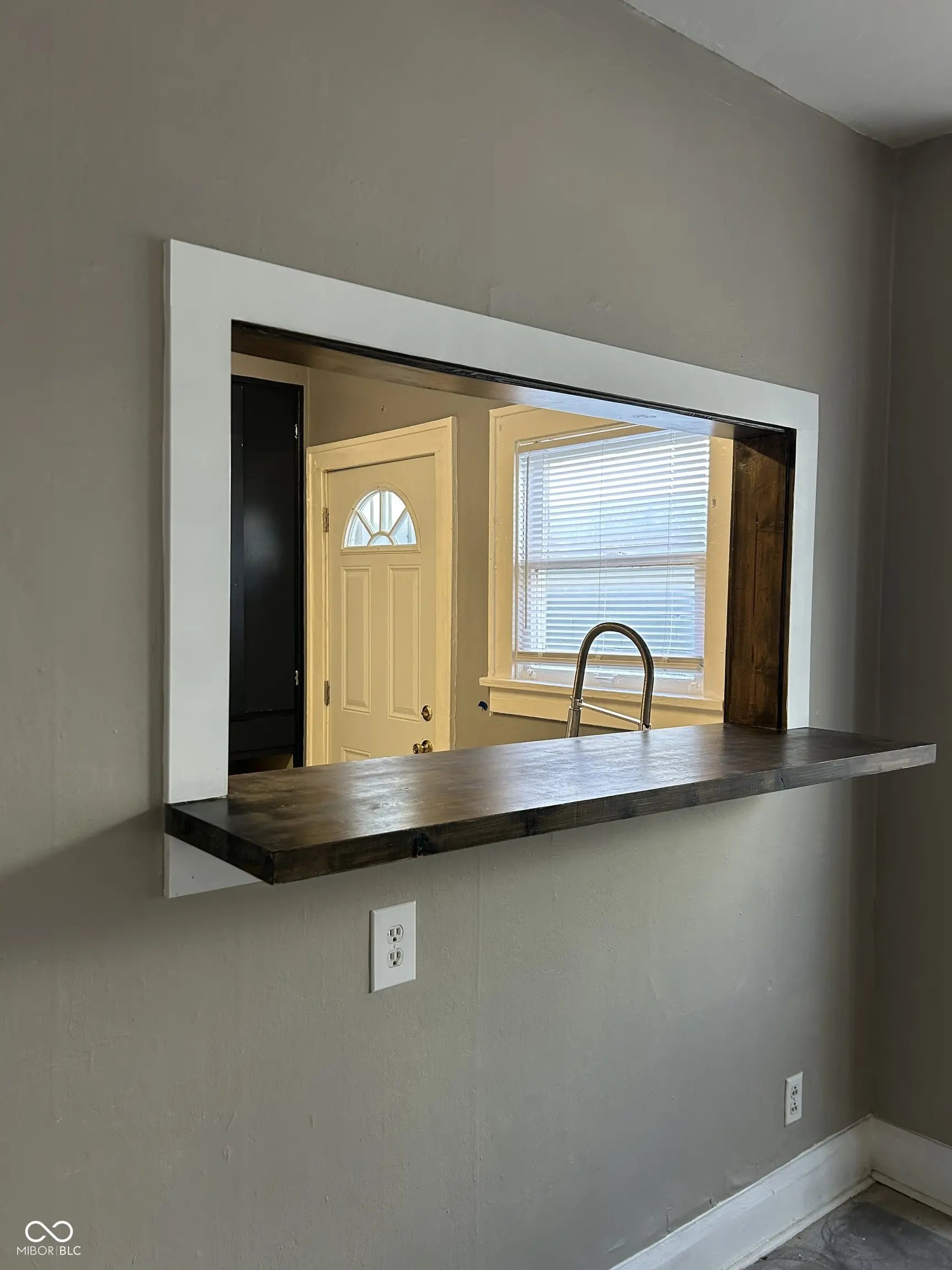 4214 E 10th Street MLS 22059029 No Subdivision photo 3