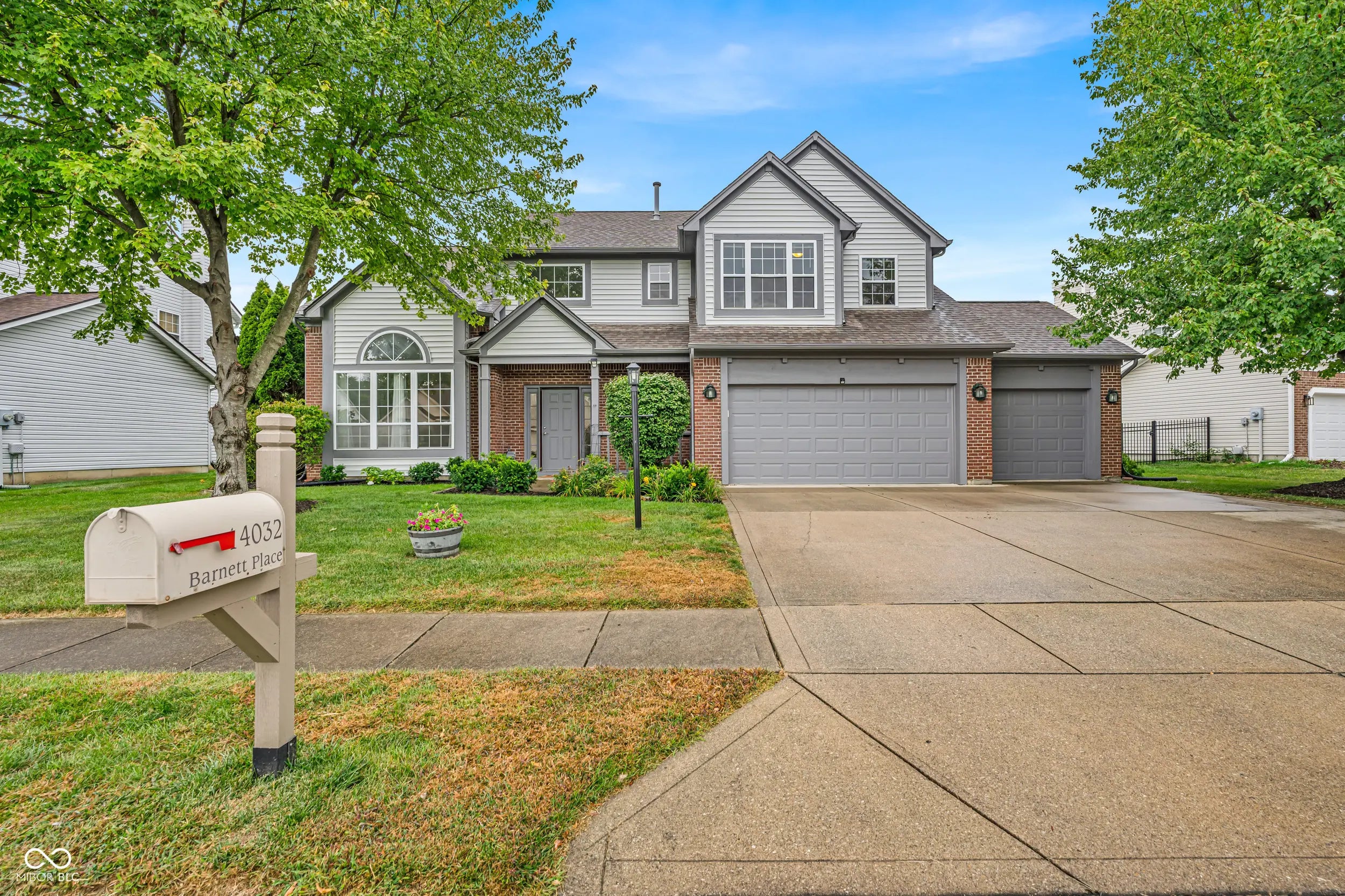 14032 Barnett Place, Fishers