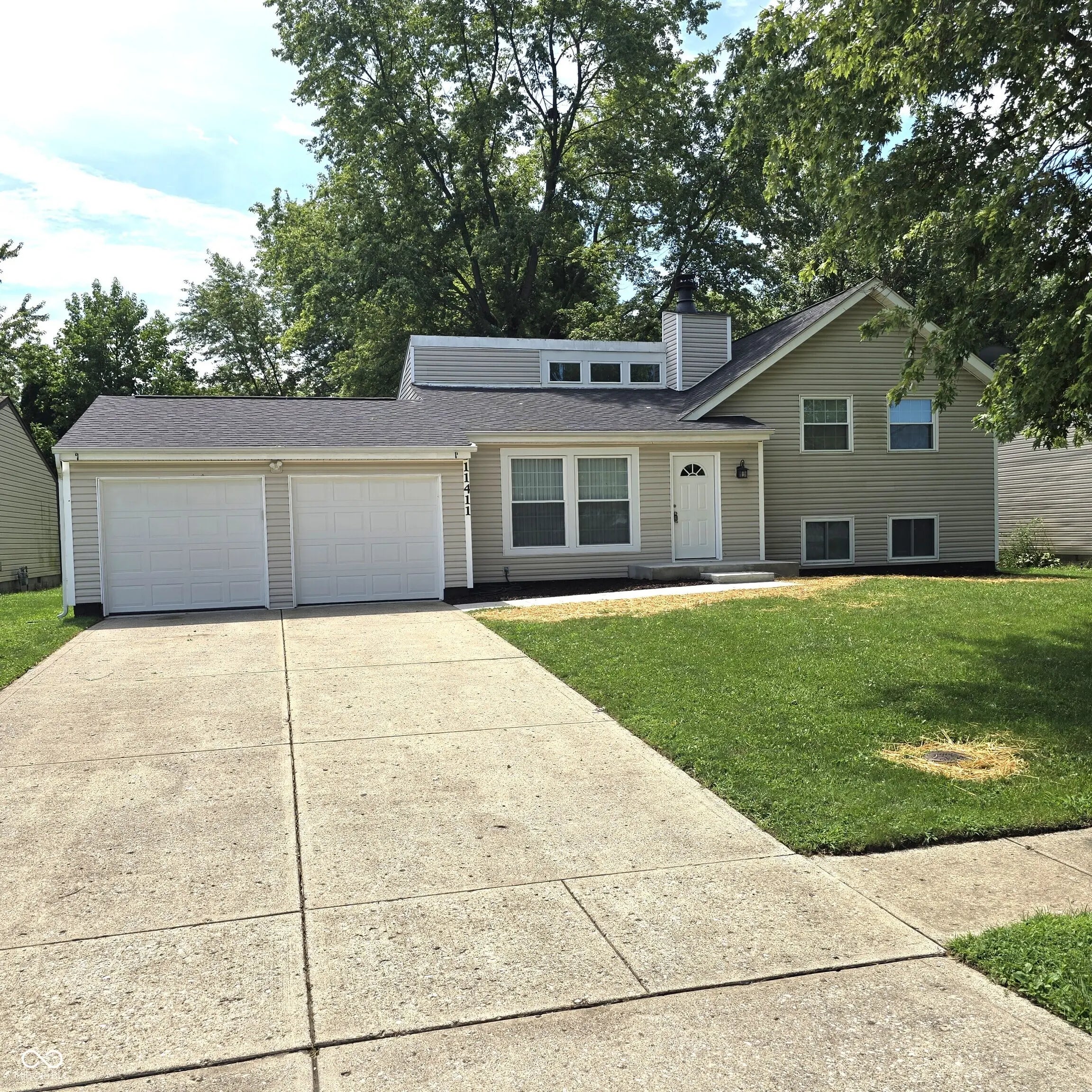 11411 E 10th Street, Indianapolis