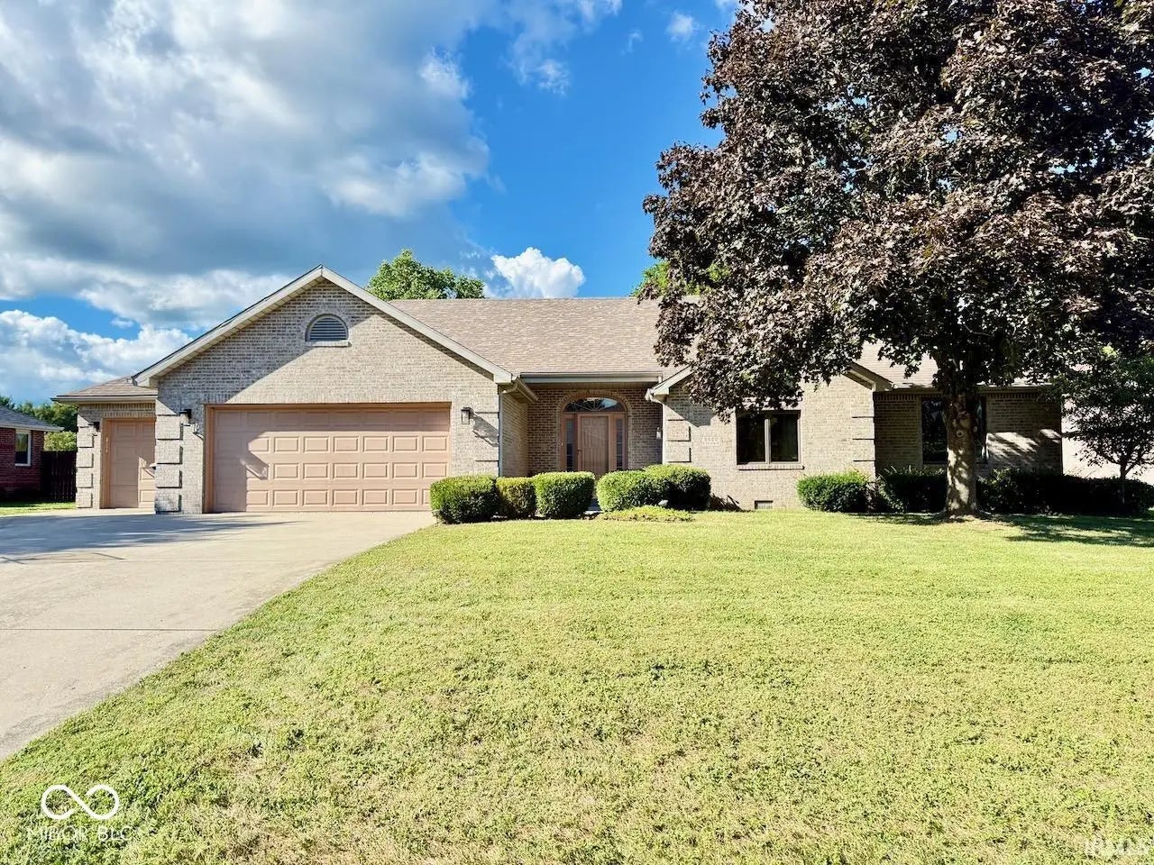 5600 W Old Stone Road, Muncie