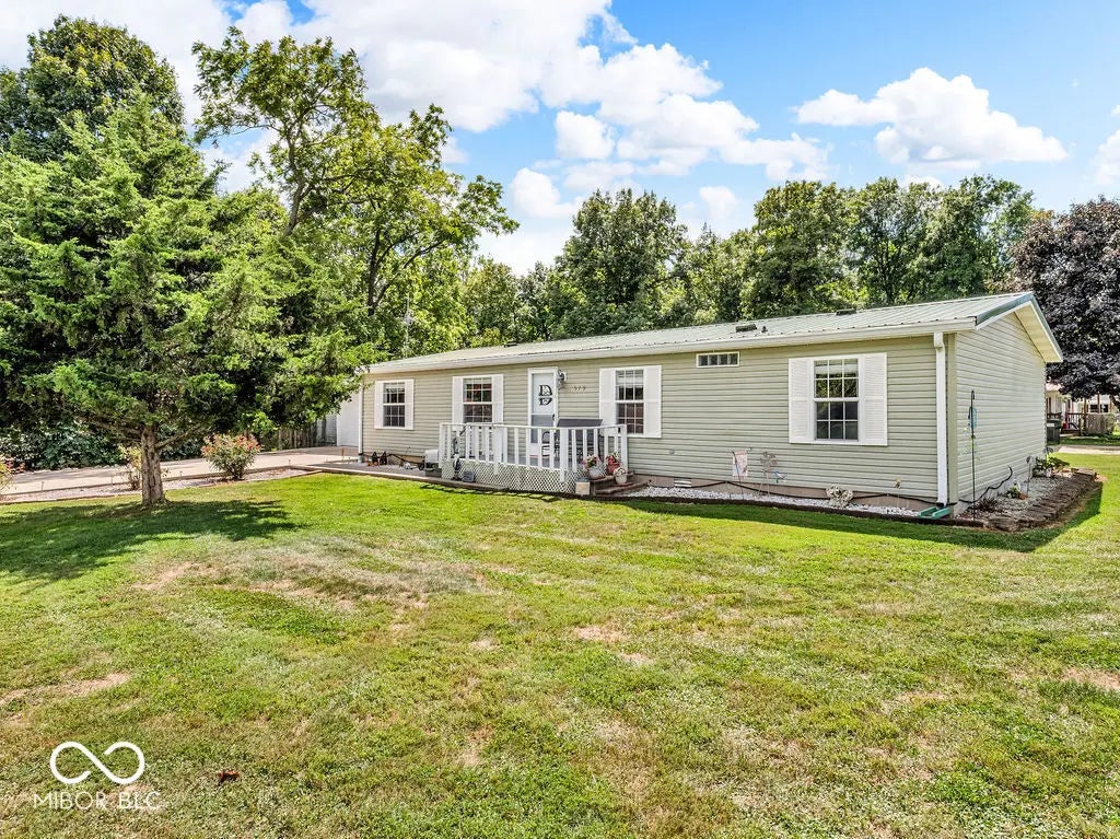579 Love Court, Cloverdale