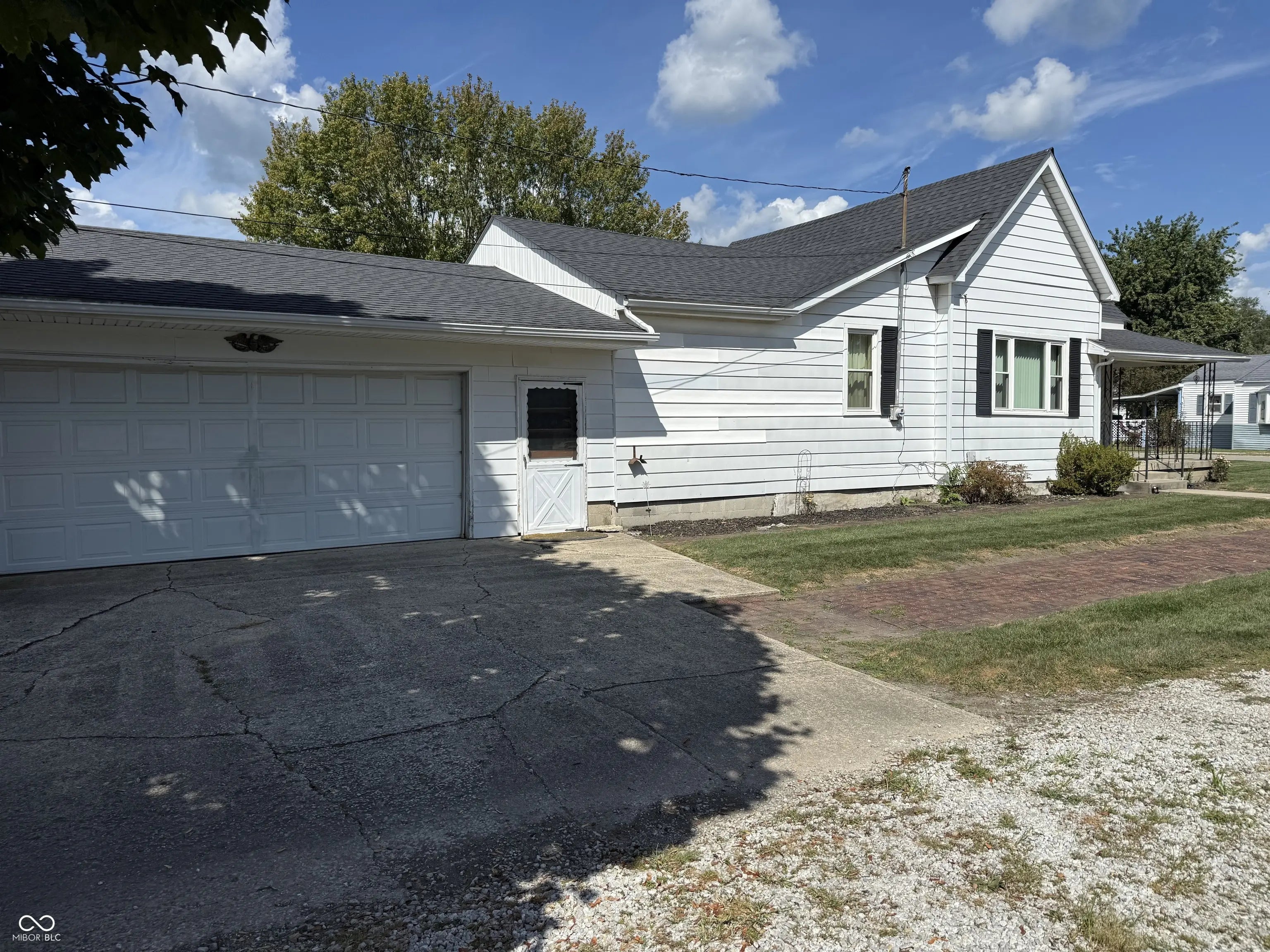 727 N A Street MLS 22059134 No Subdivision photo 2