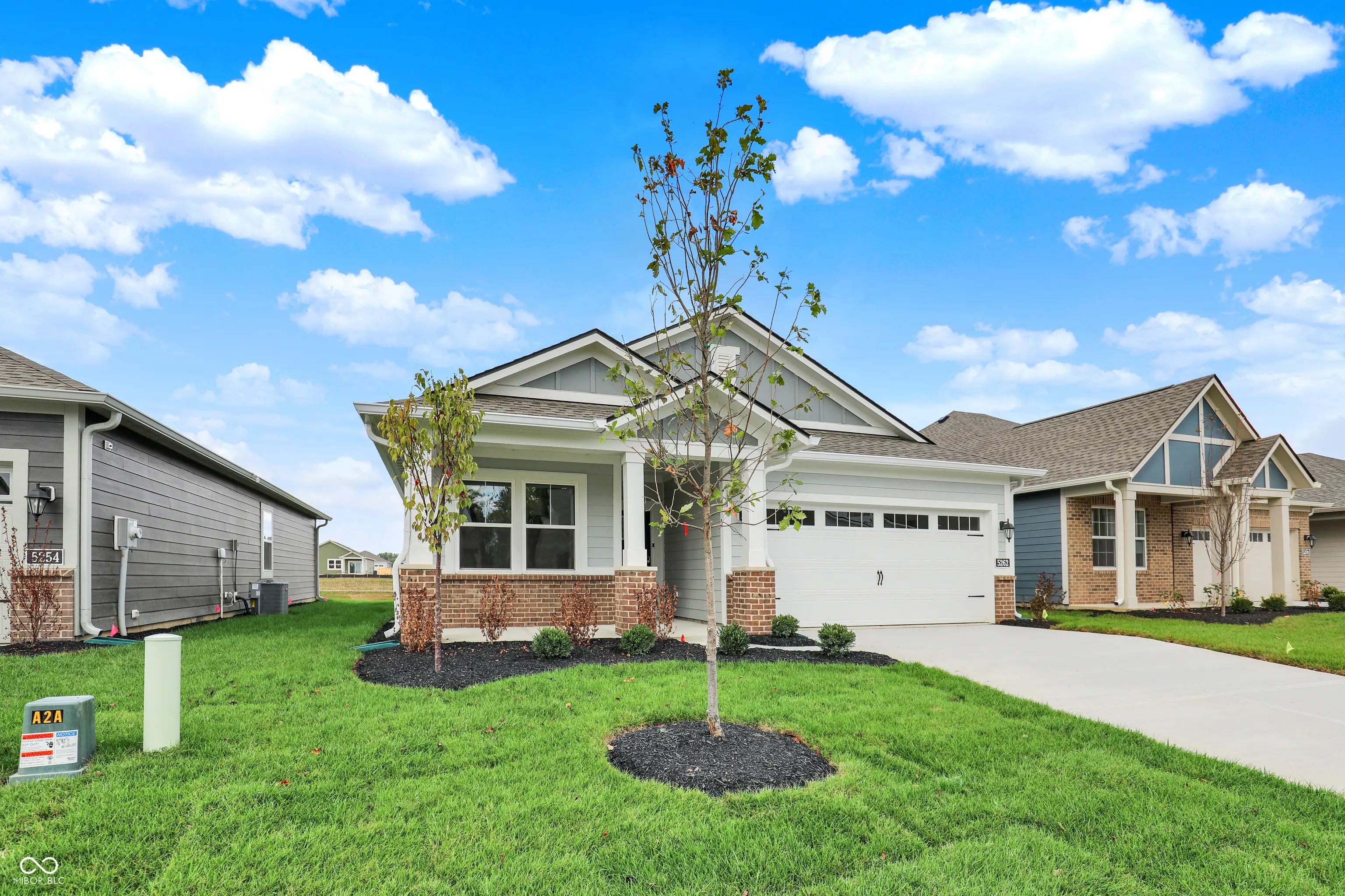 5262 Nettleton Way, Avon