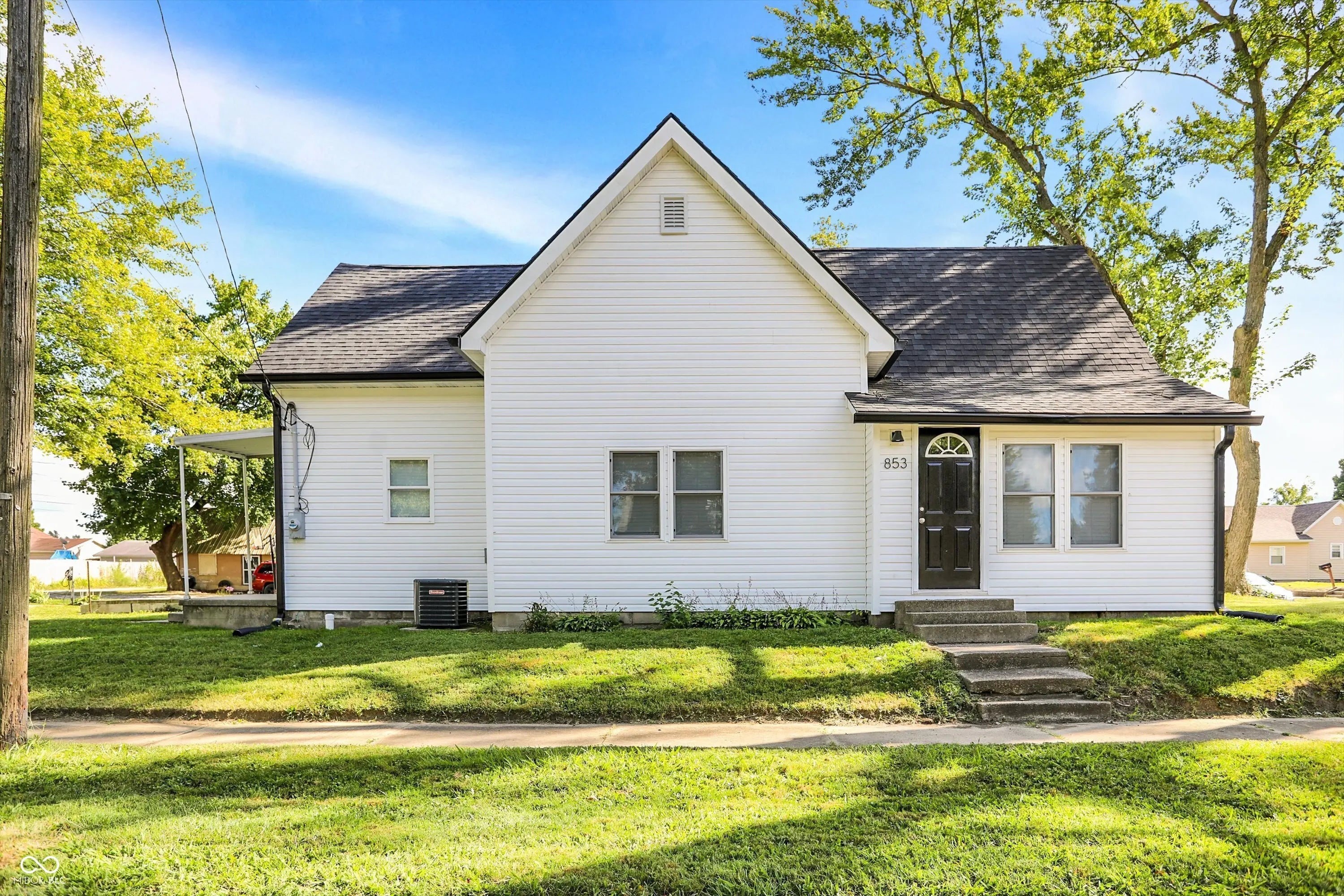 853 N 12th Street, Elwood
