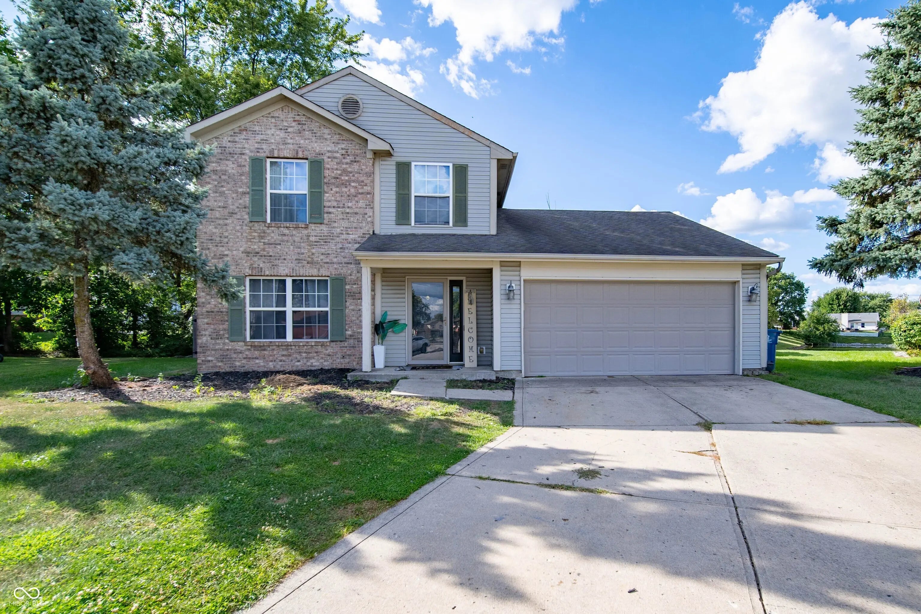 9690 Barrhill Court, Fishers