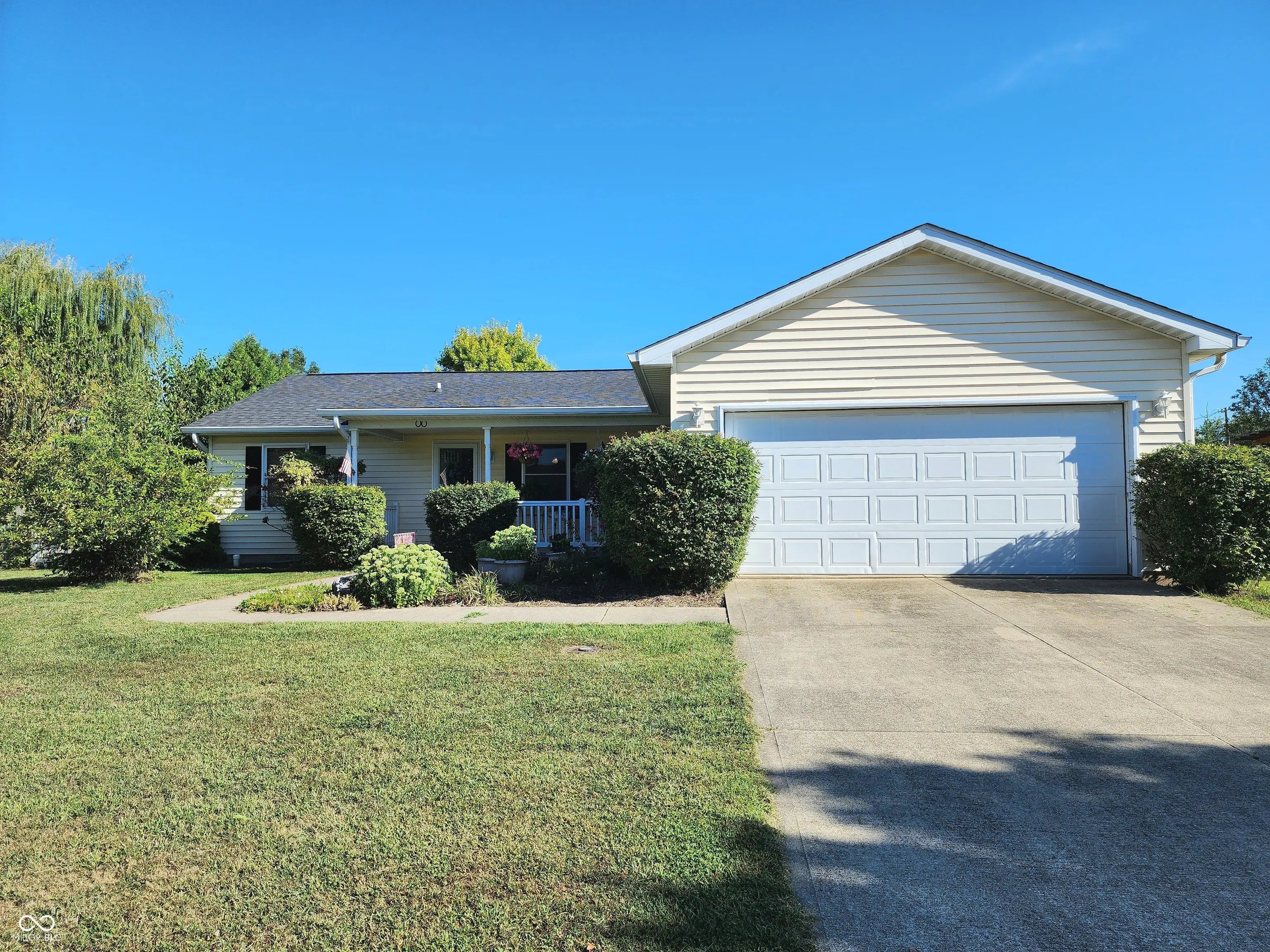 Photo of 107 Arrowhead Street Sheridan, IN 46069