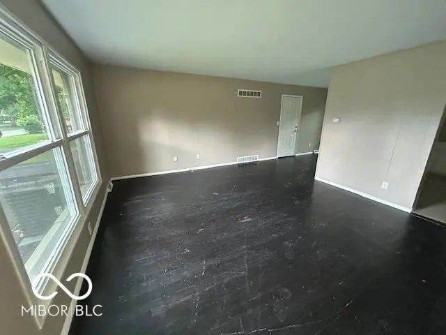 7045 Buick Drive, Indianapolis