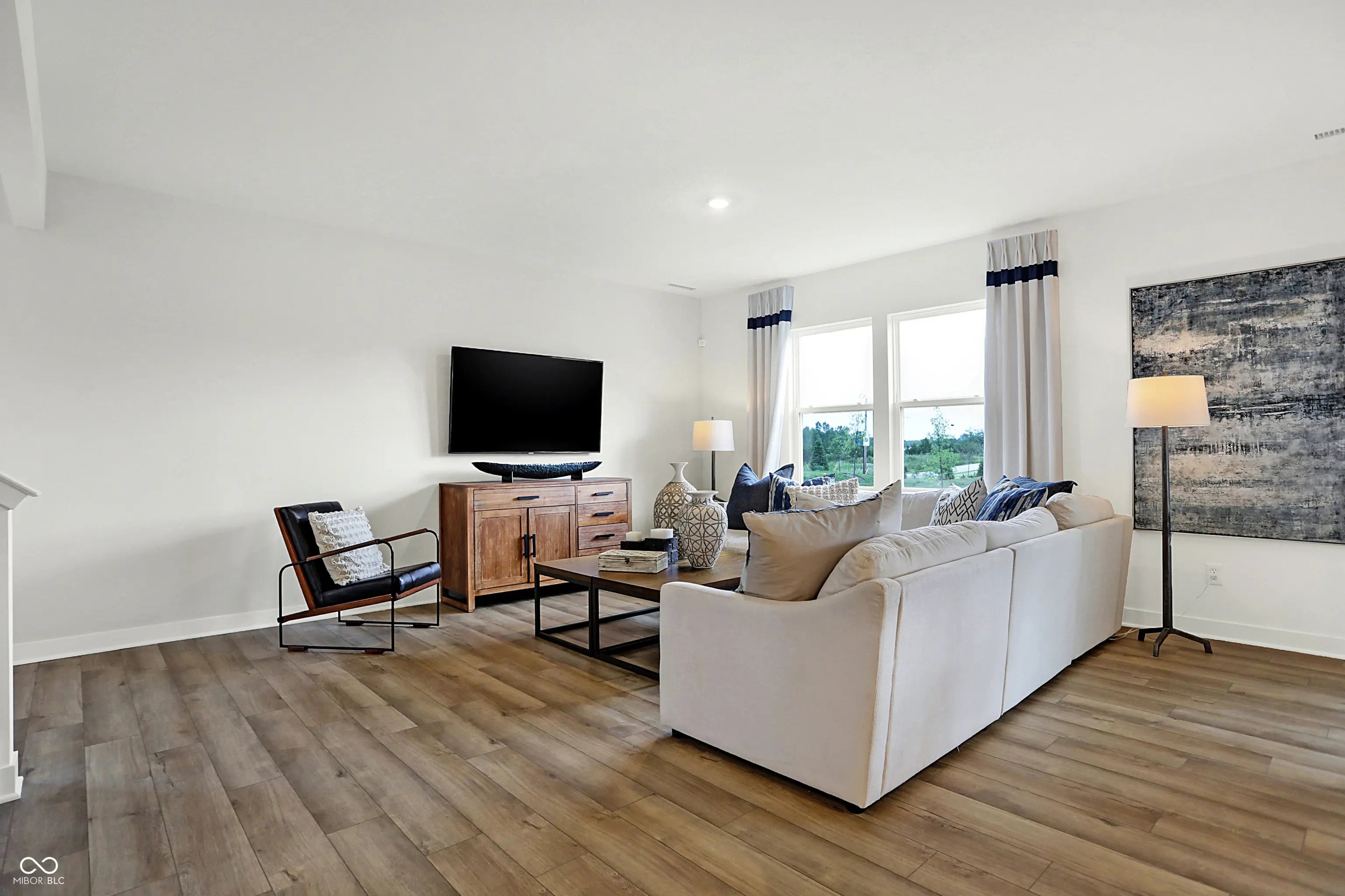 3718 Jason Avenue MLS 22059452 Kingsbridge photo 4