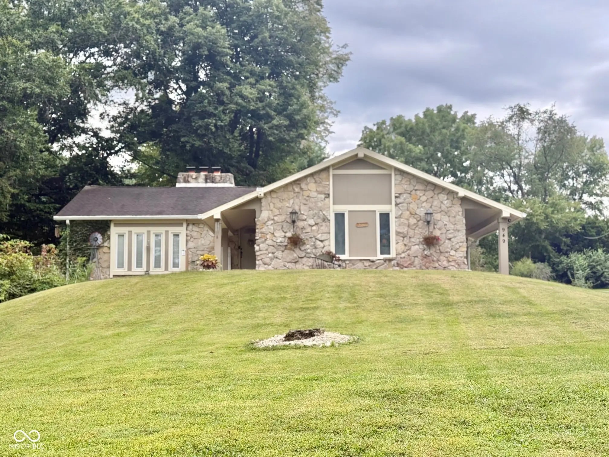 949 W Keller Hill Road, Mooresville