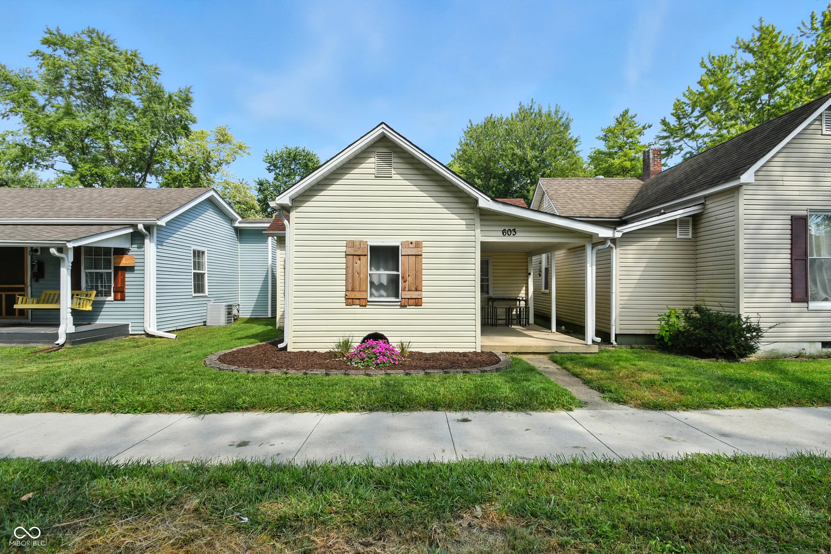 603 Hurricane Street, Franklin