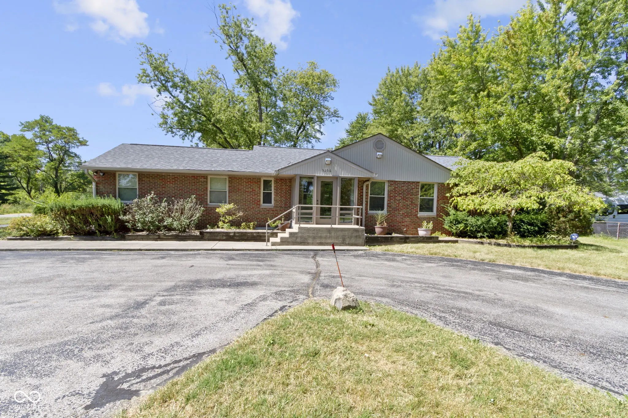9296 W Waldemar Road W, Indianapolis