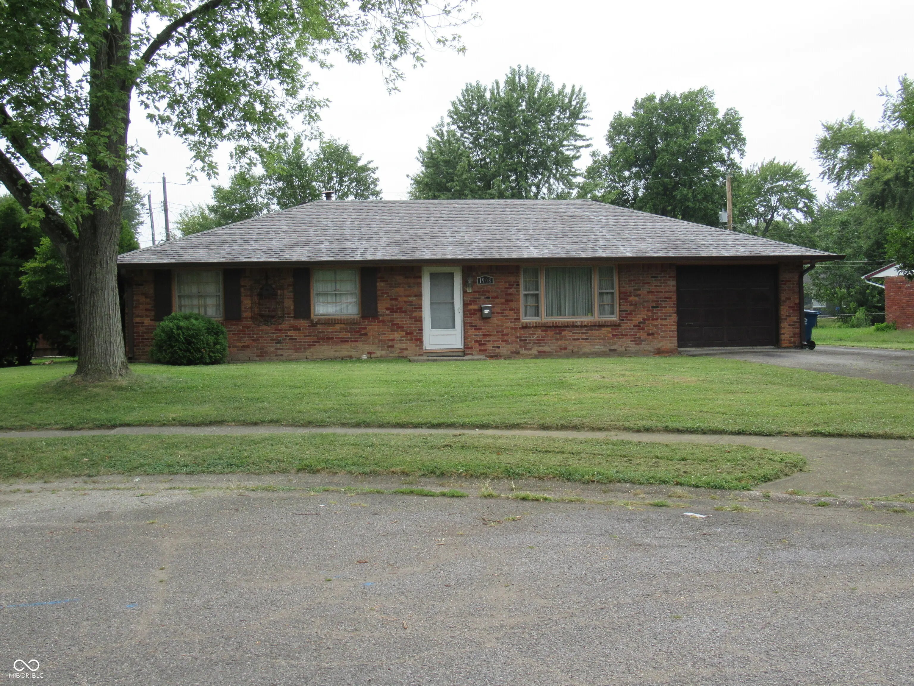 1908 Schwier Court, Indianapolis