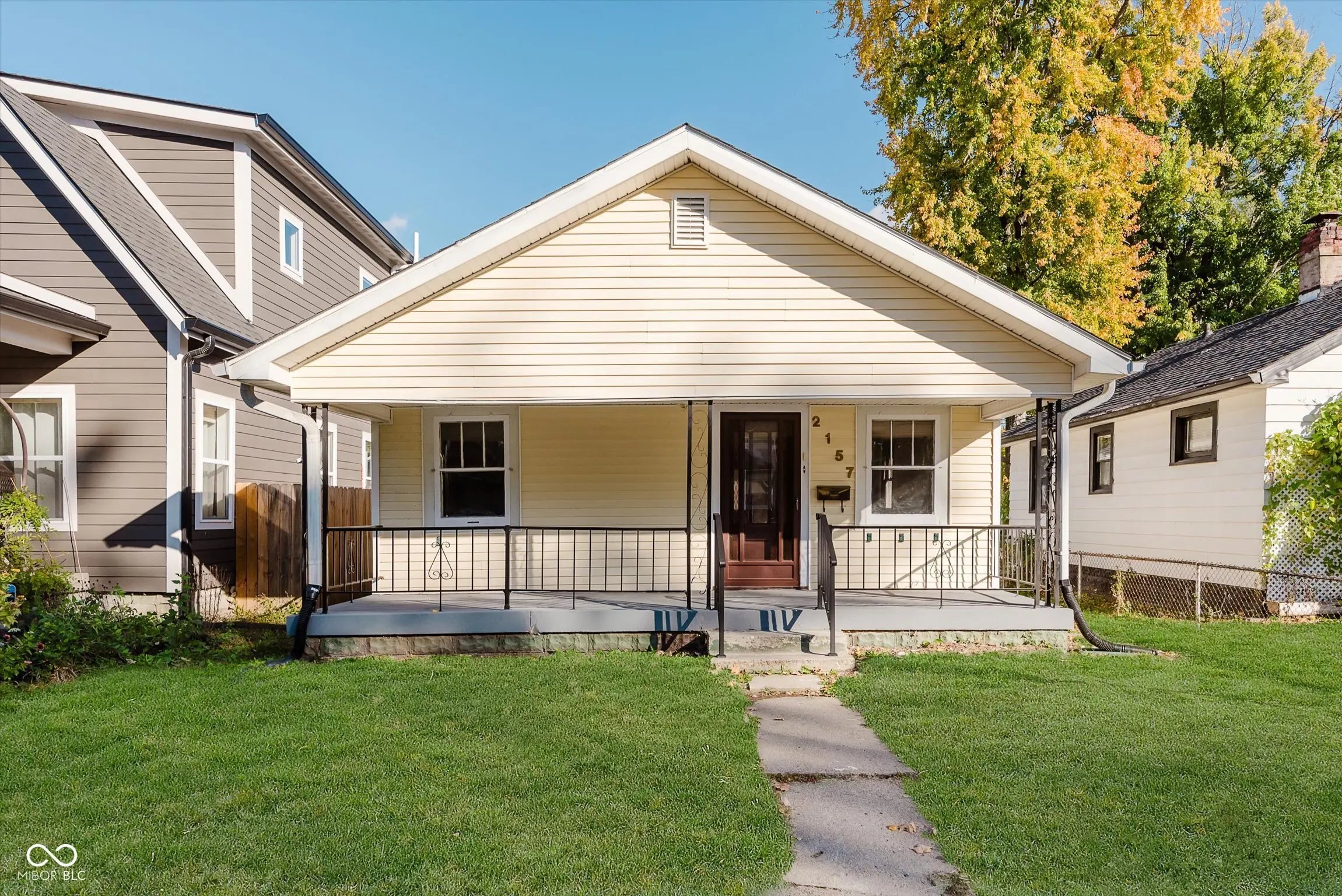2157 Sugar Grove Avenue, Indianapolis