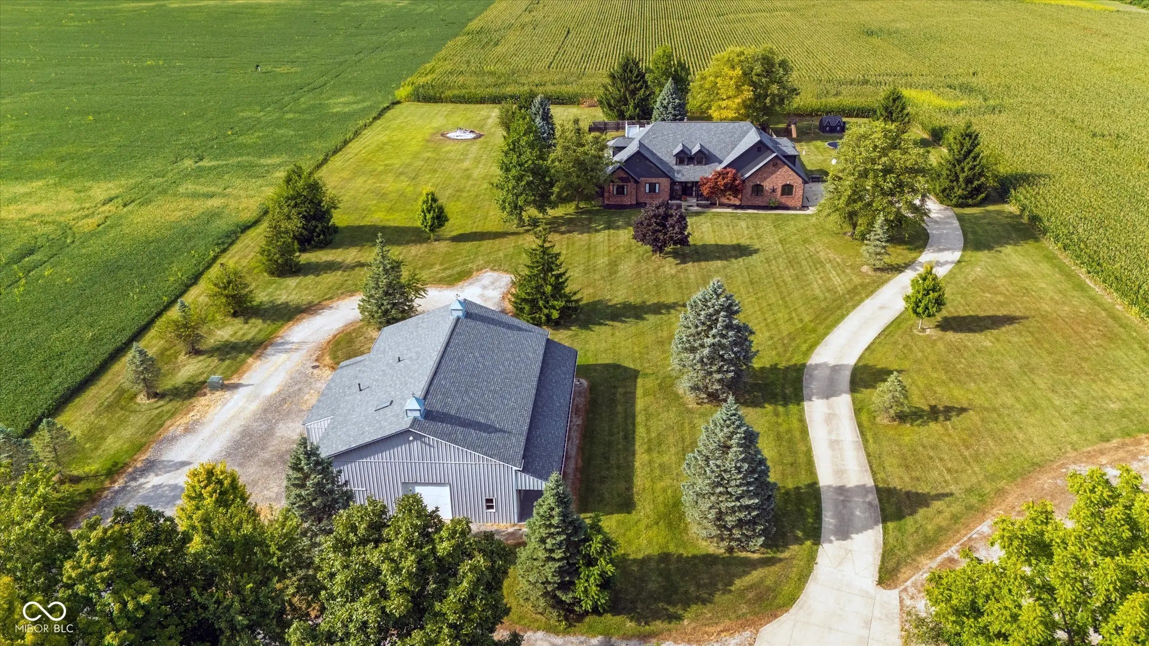 1910 W 211th Street, Westfield