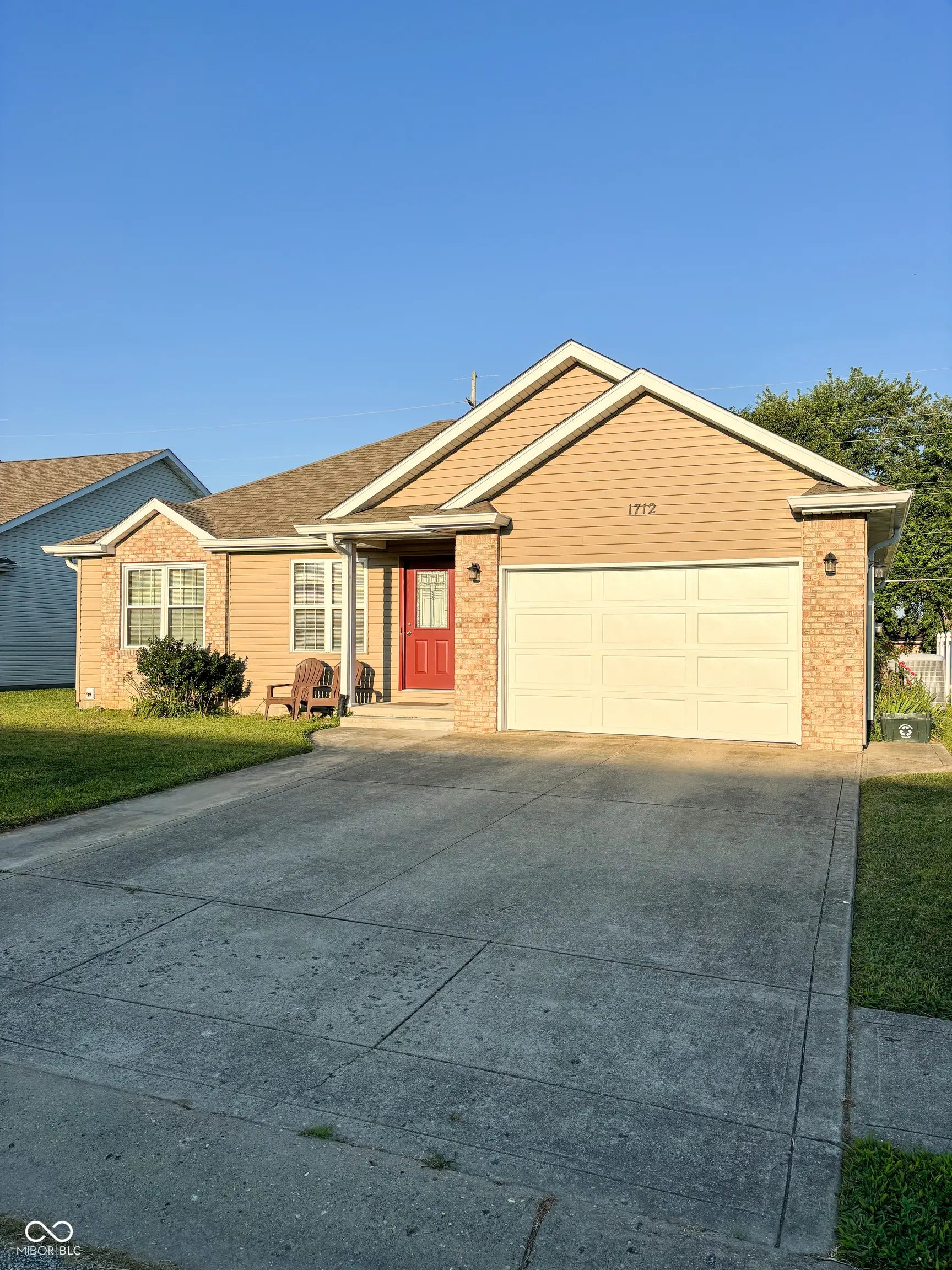 1712 N Oakmont Avenue, Greensburg