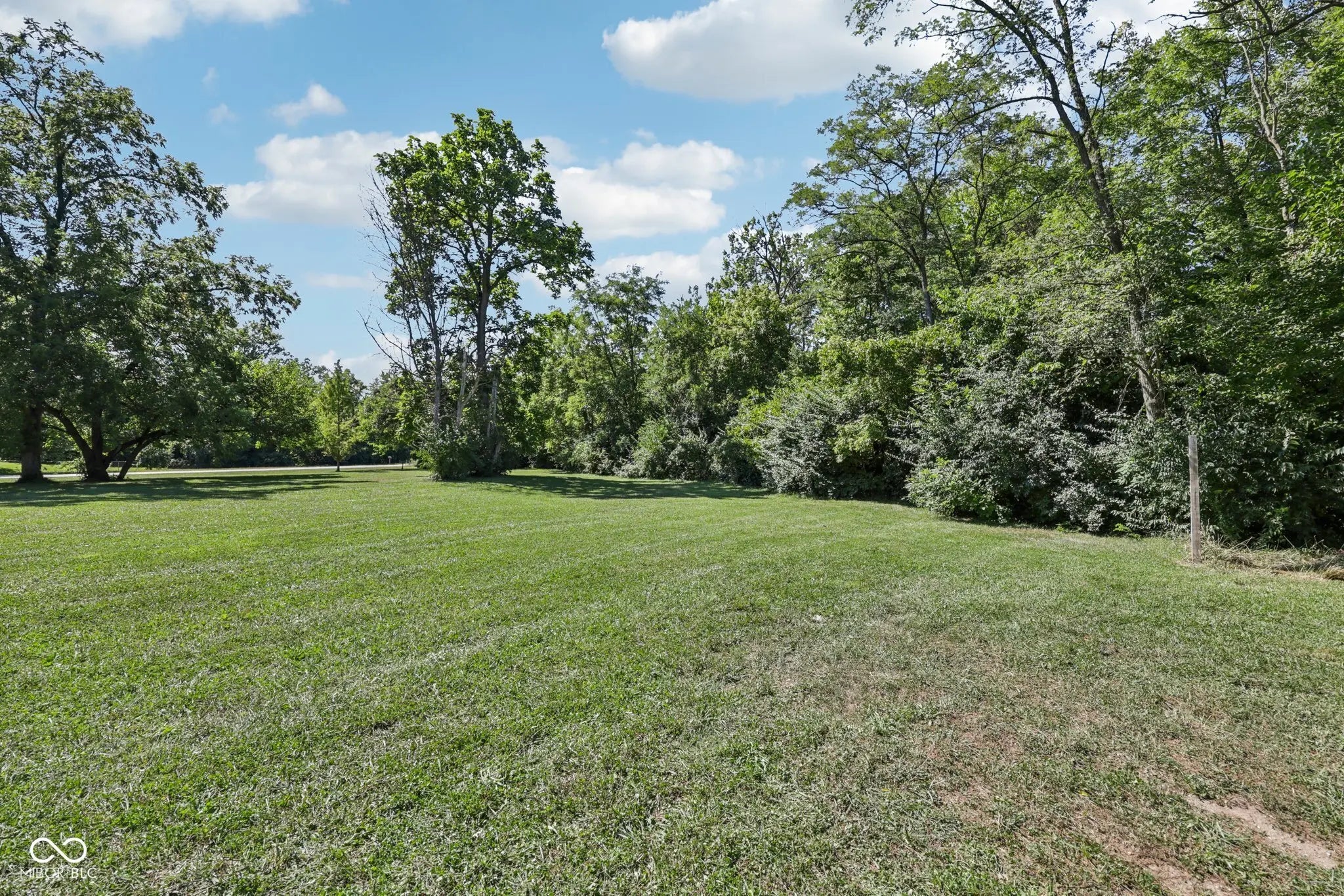 2080 Lick Creek Drive, Indianapolis