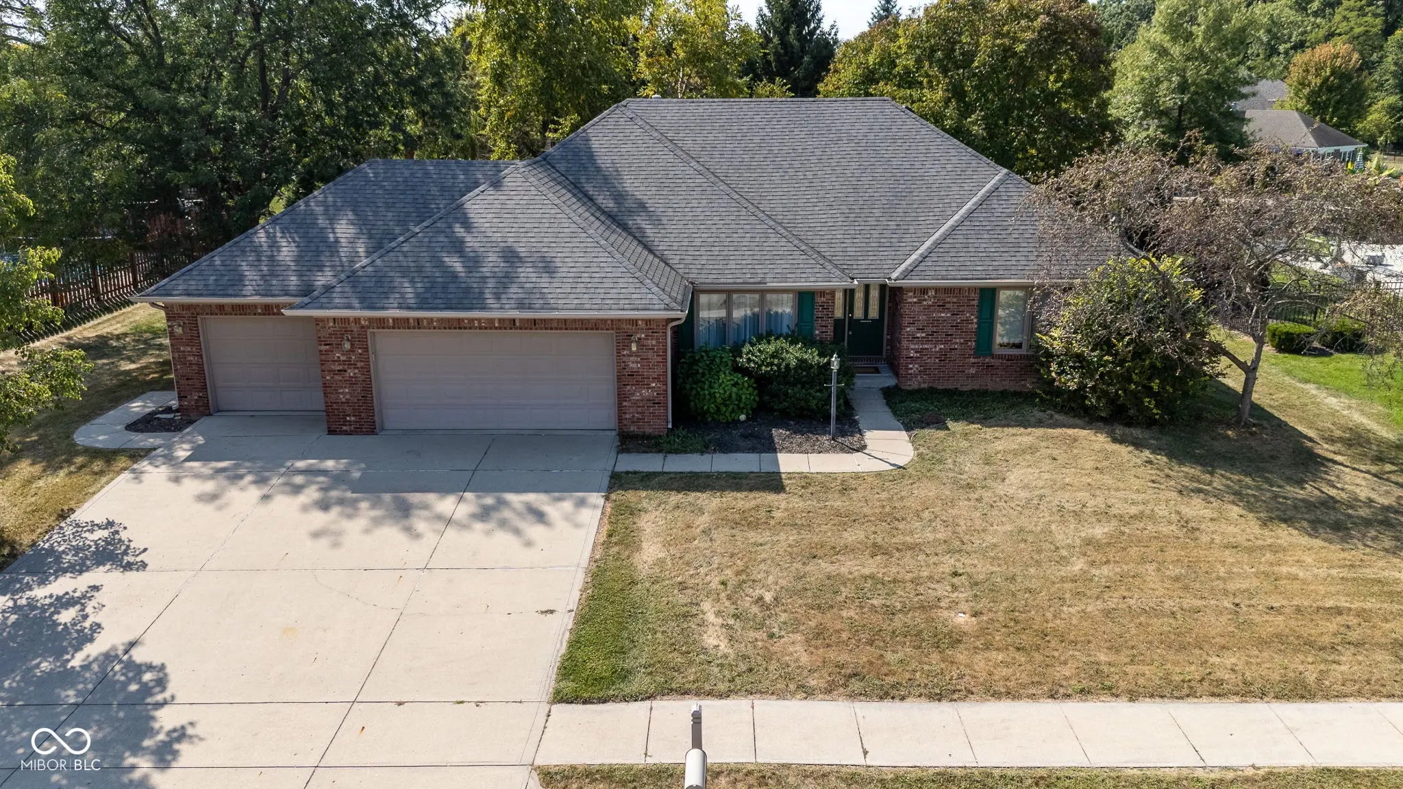 Photo of 1810 Hunters Trail Brownsburg, IN 46112