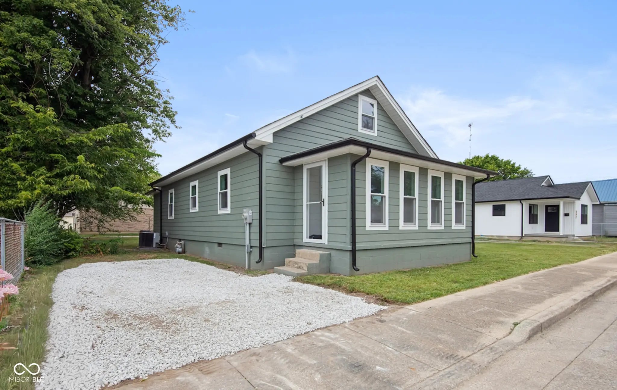 Photo of 306 Highlawn Avenue Seymour, IN 47274