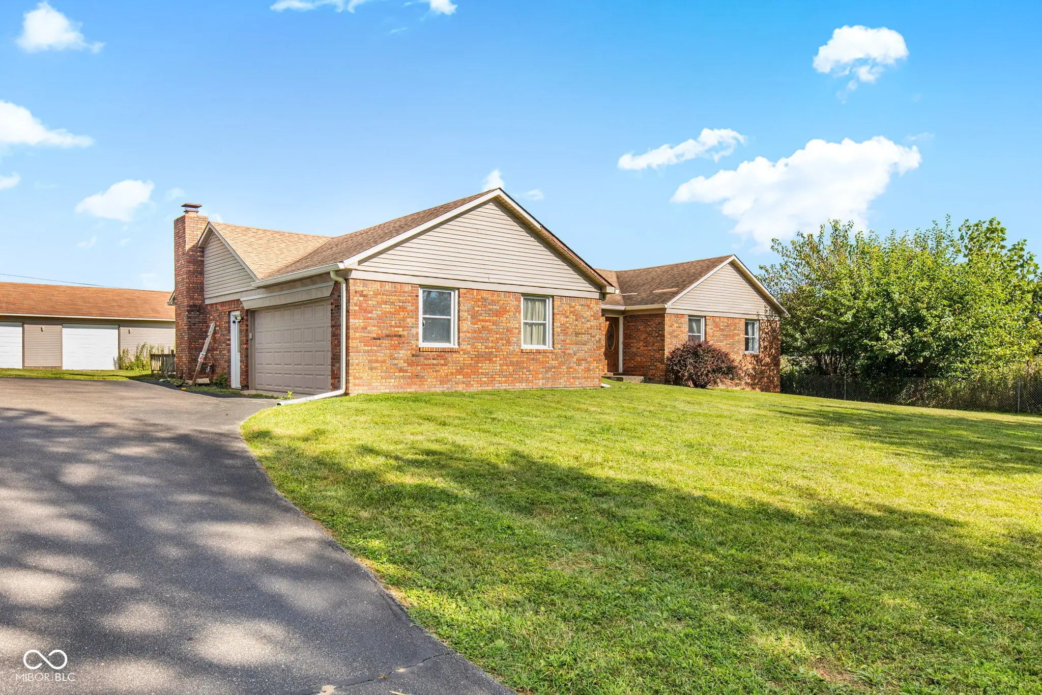 243 Plainview Drive, Avon