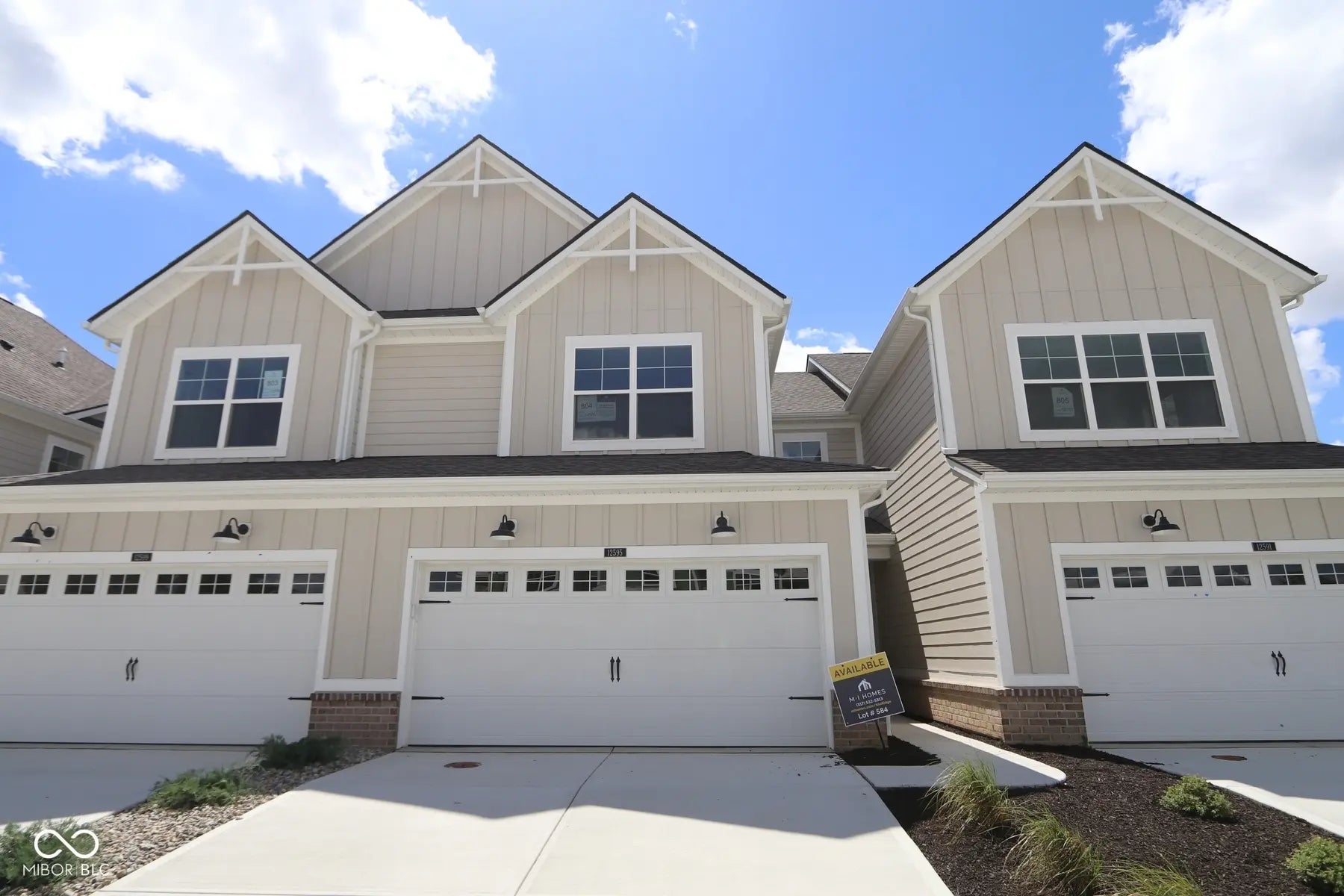 Photo of 12595 Cattle Ridge Drive Noblesville, IN 46060