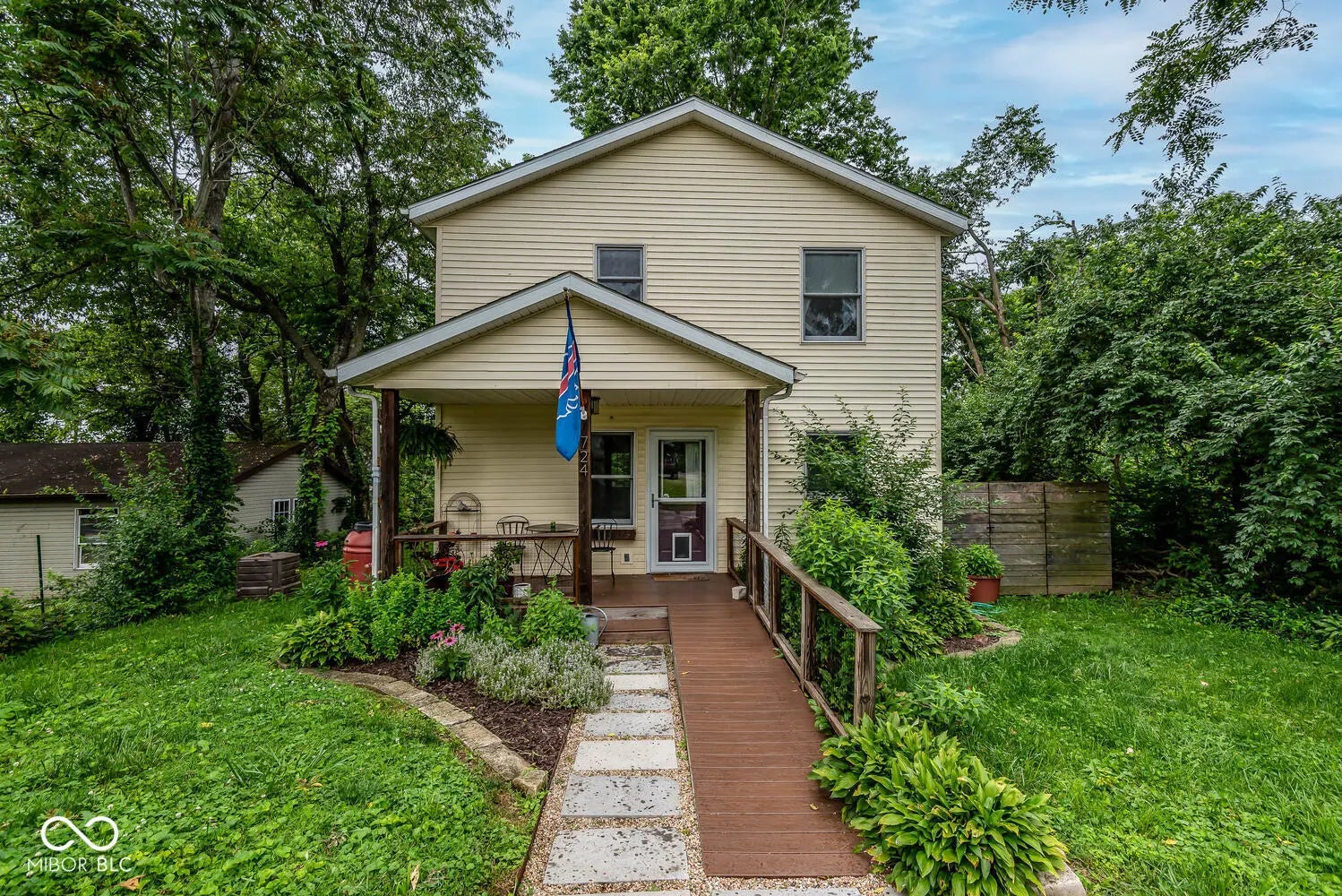724 N Lindbergh Drive, Bloomington