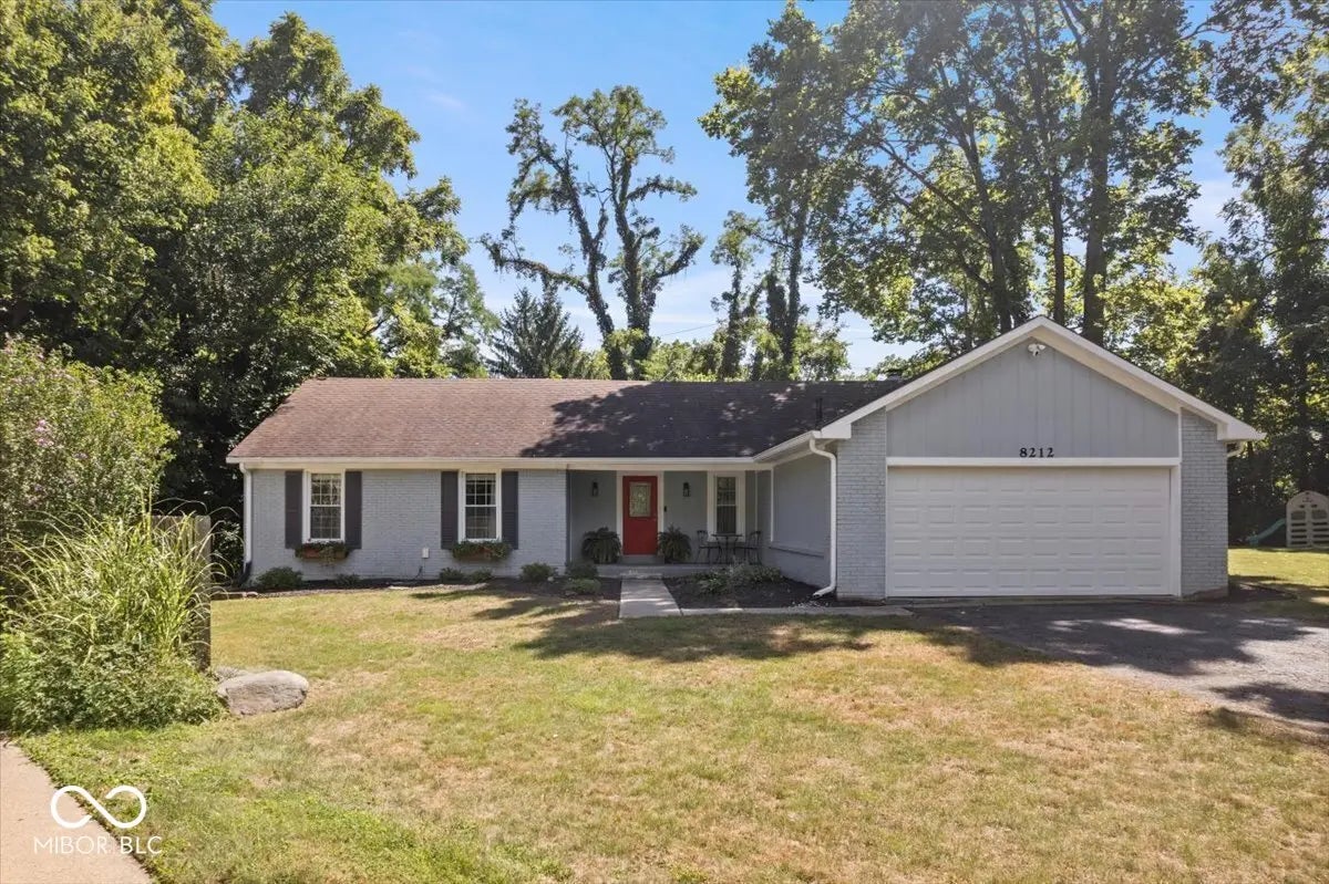 8212 Castlebrook Drive, Indianapolis