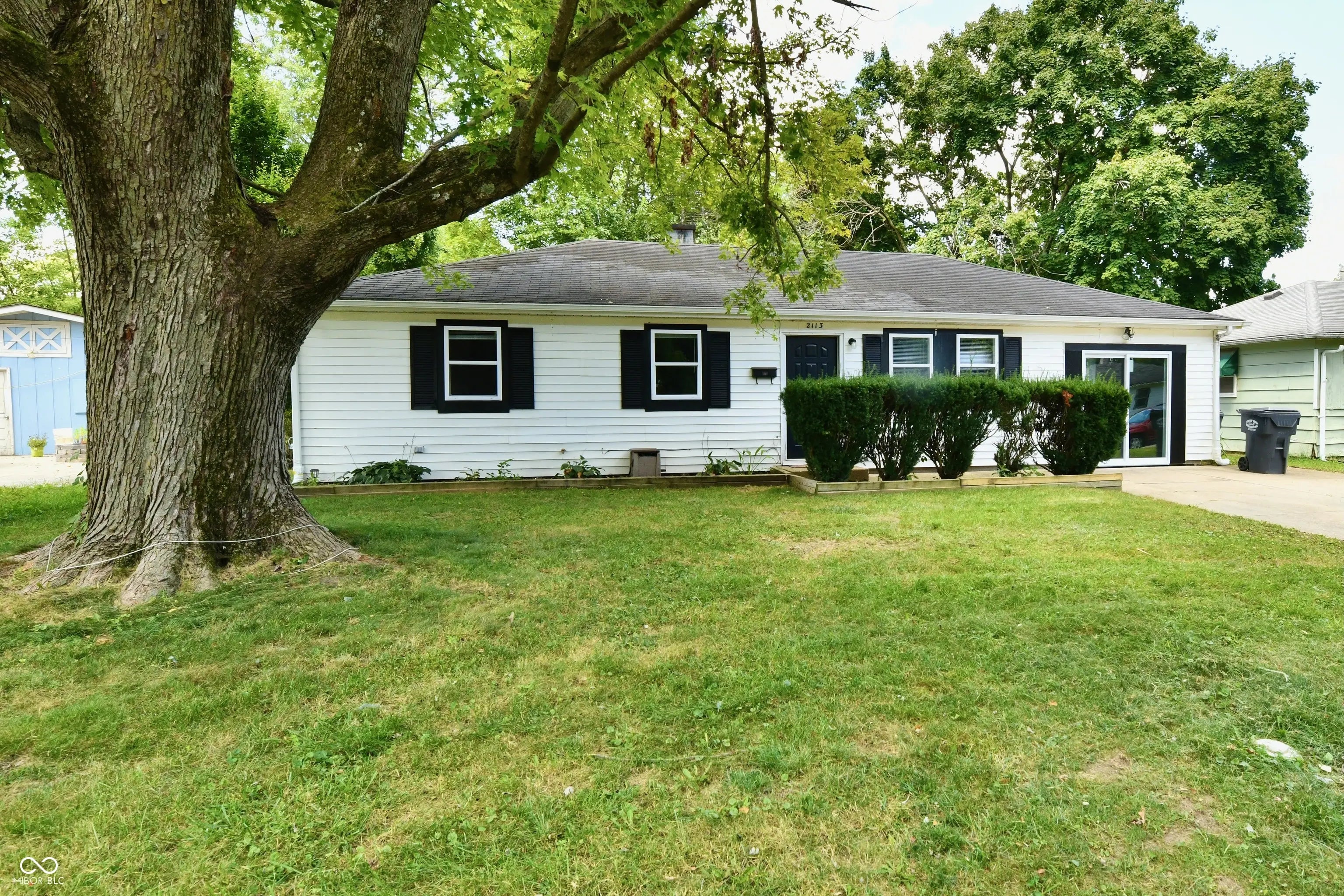 Photo of 2113 Kerrwood Drive Anderson, IN 46011