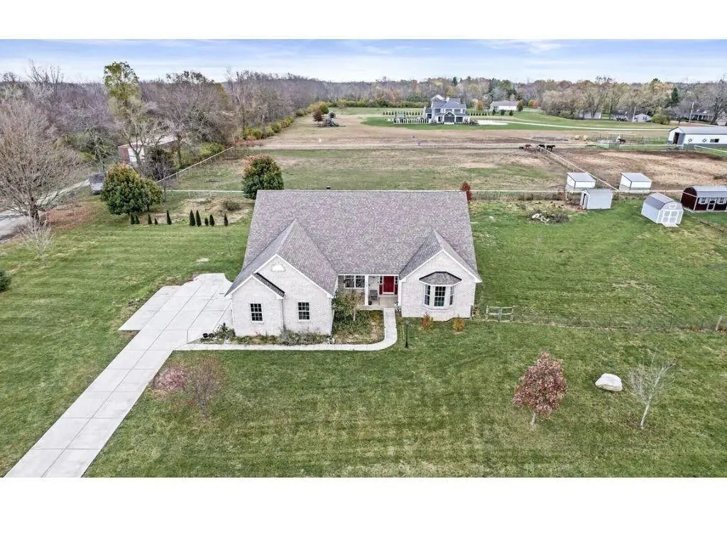 9830 S State Road 13, Fortville