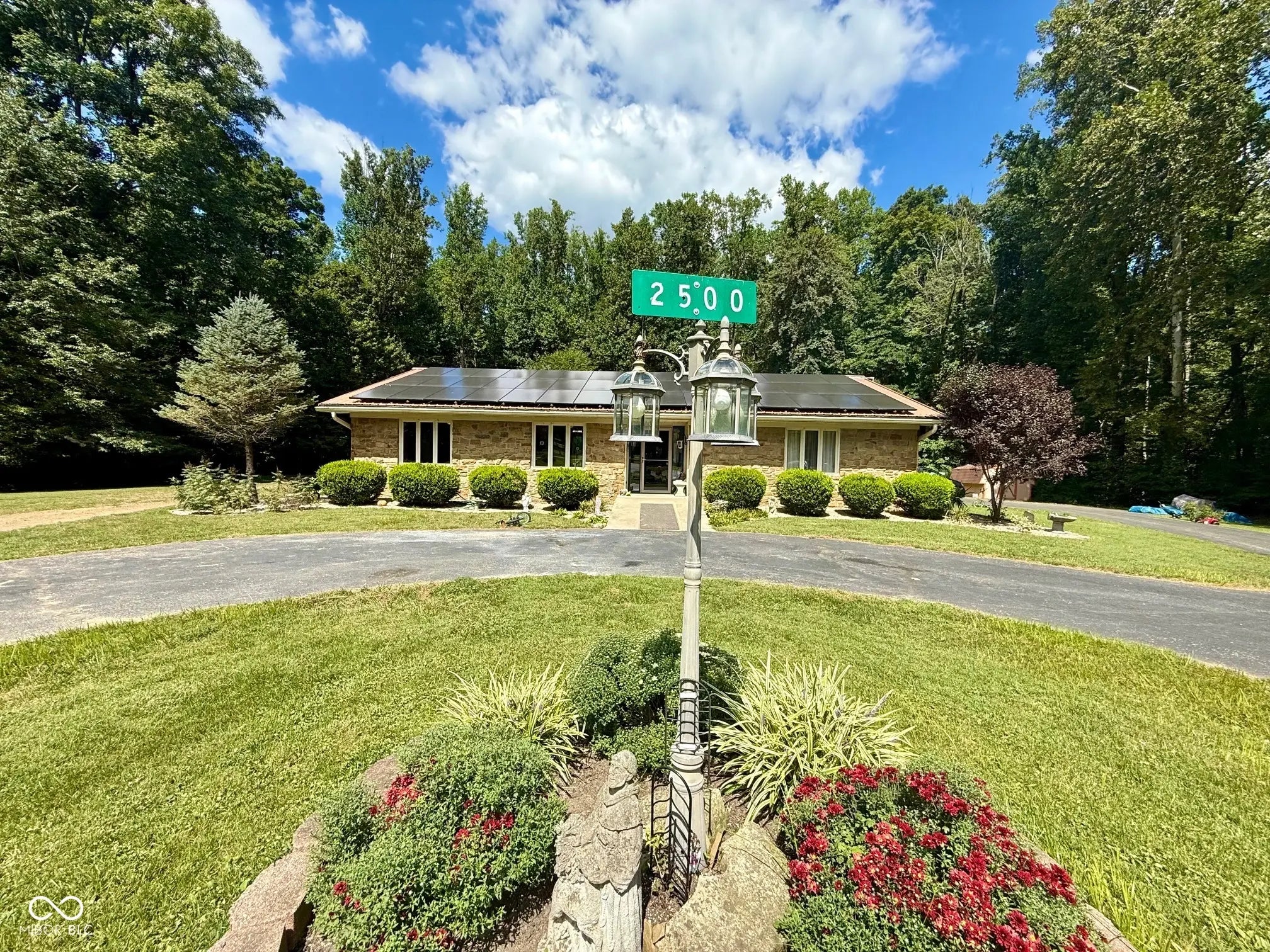 2500 S Edgewood Cove, Martinsville