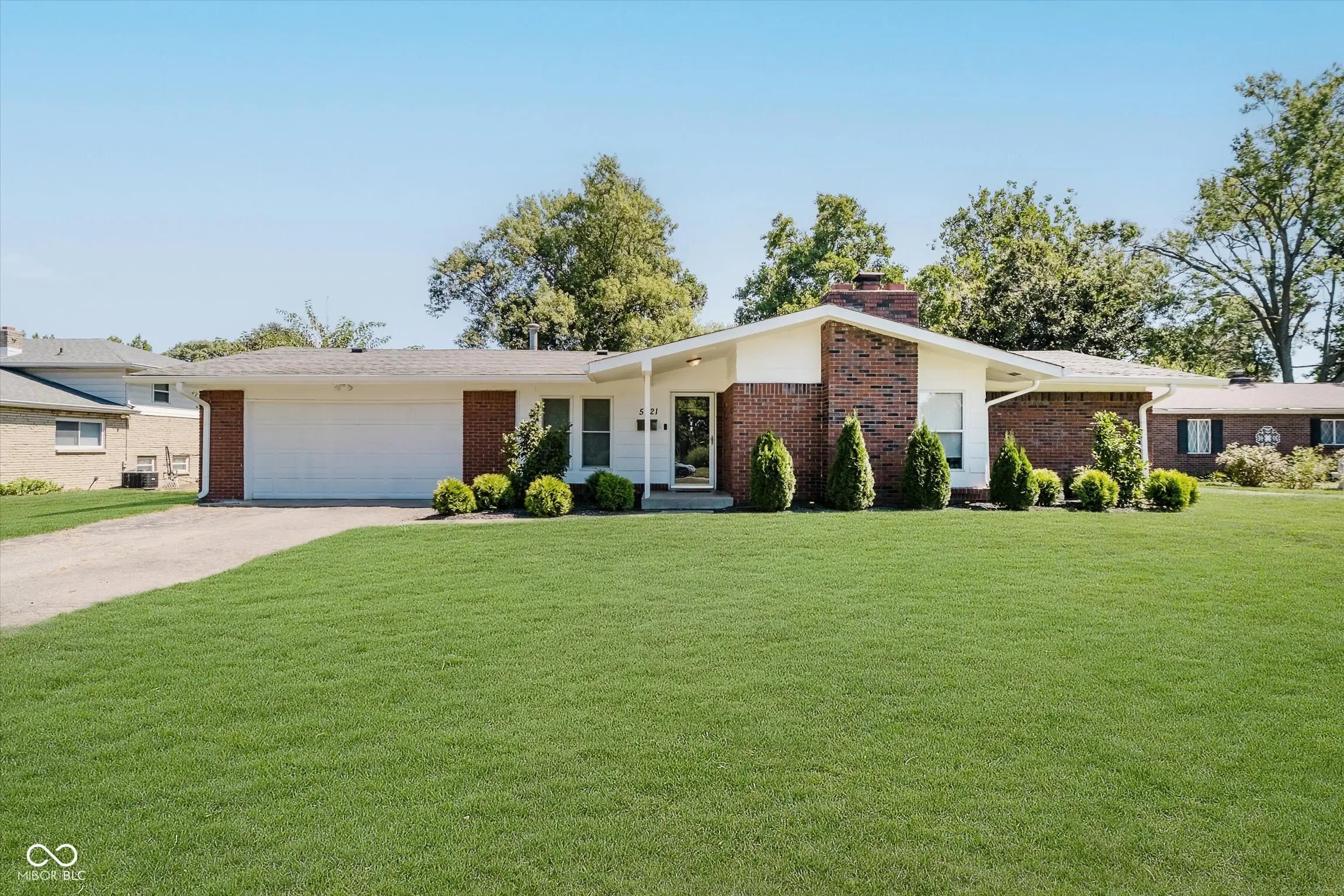 Photo of 5221 Moonlight Drive Indianapolis, IN 46226