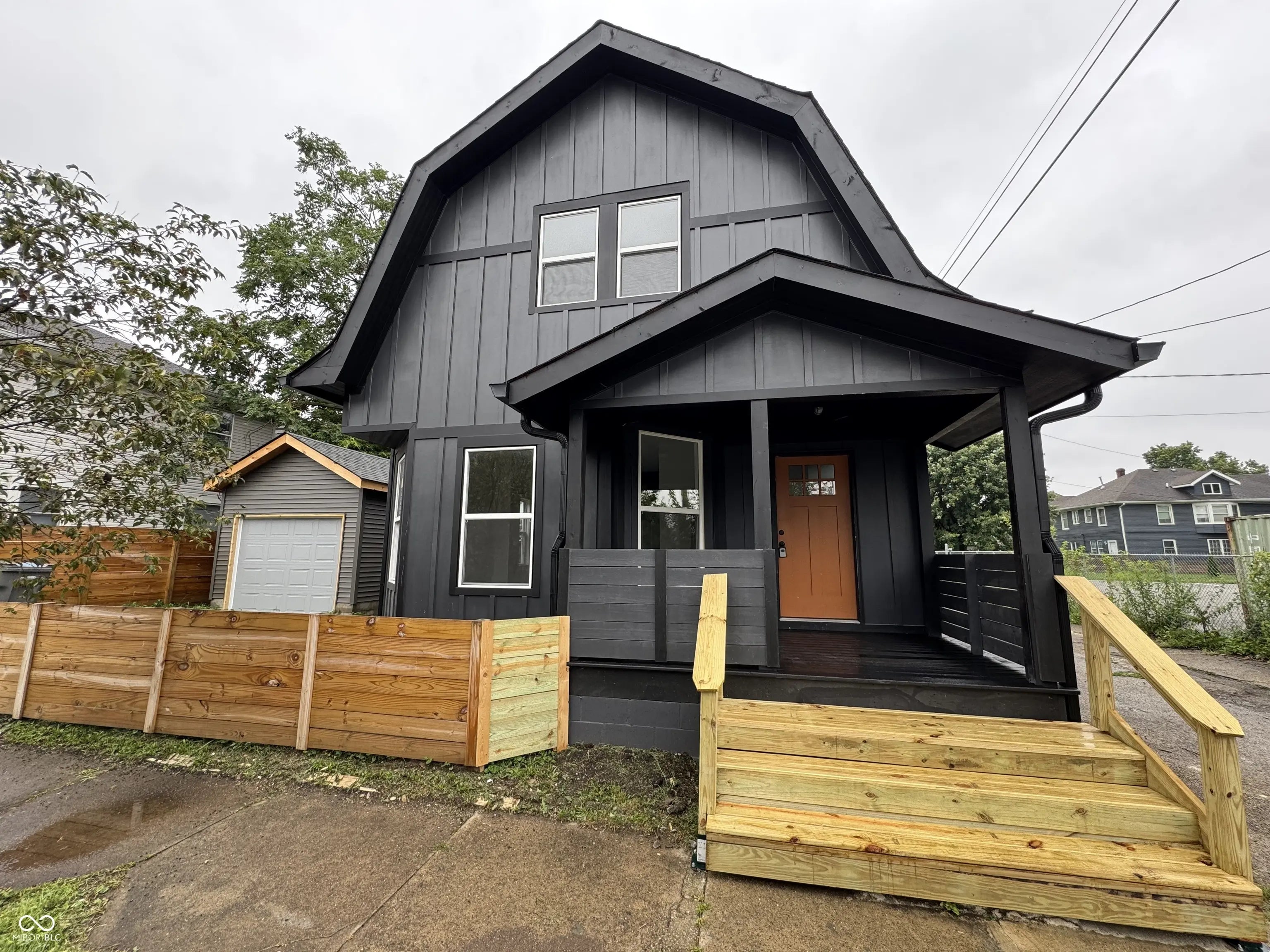 815 E 24th Street E, Indianapolis