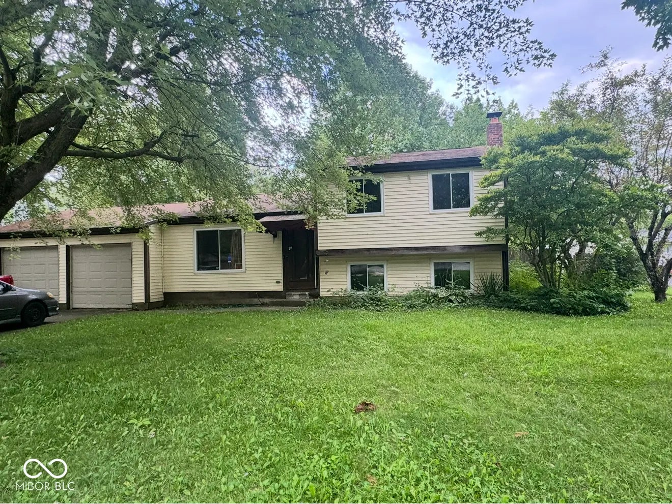 11601 E 10th Street, Indianapolis