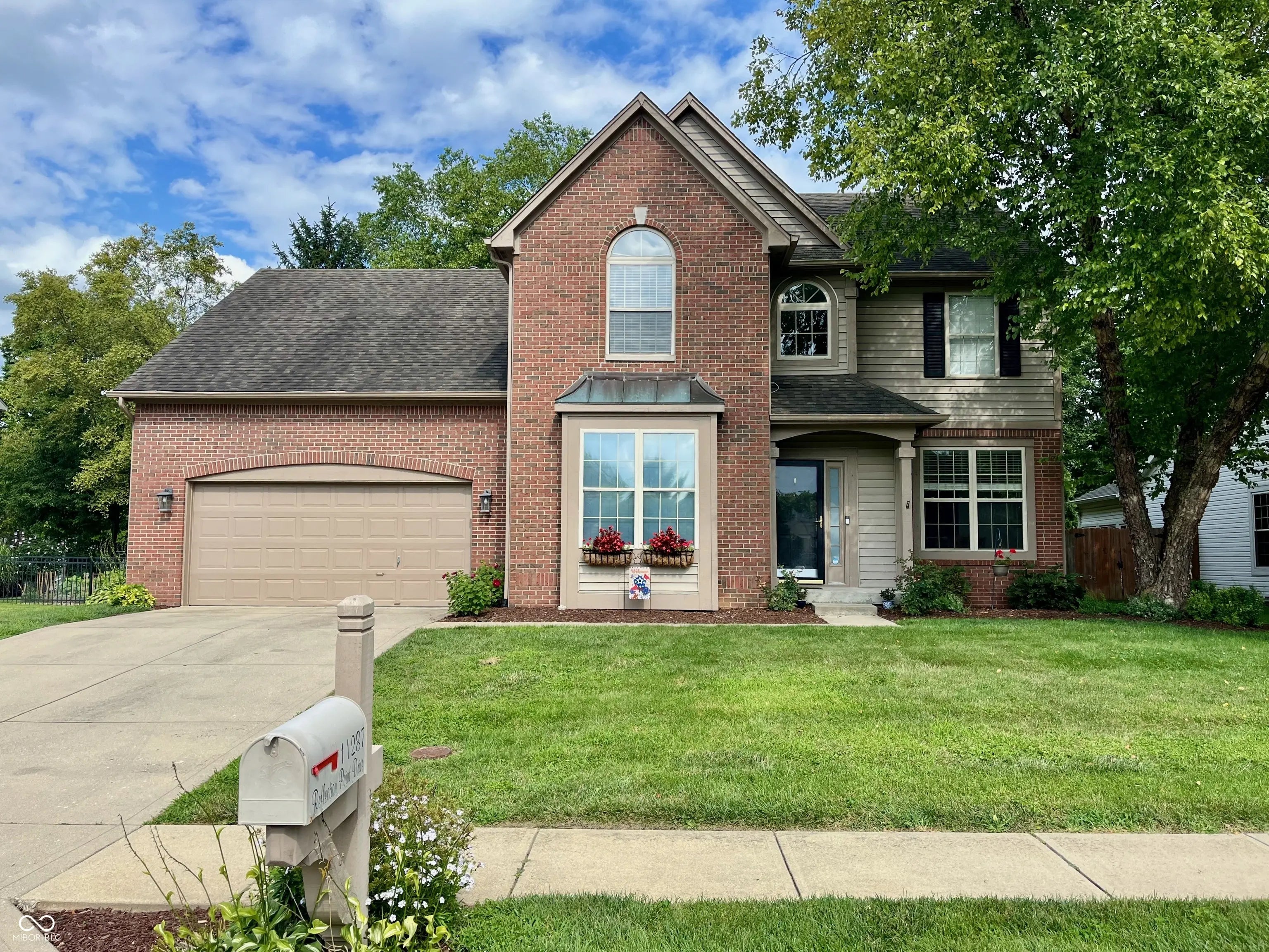 11287 Reflection Point Drive, Fishers
