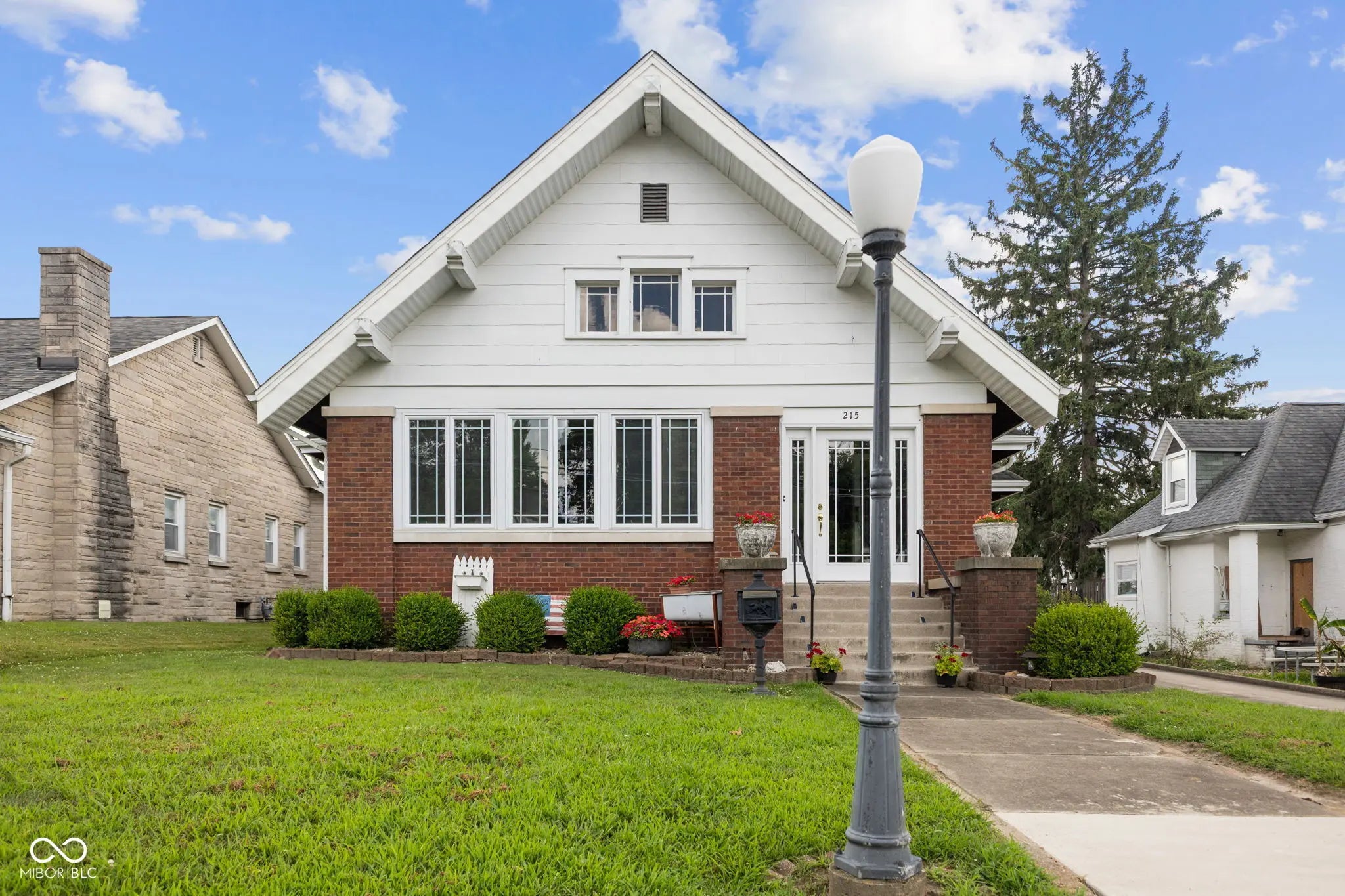 Photo of 215 W Main Street Bloomfield, IN 47424