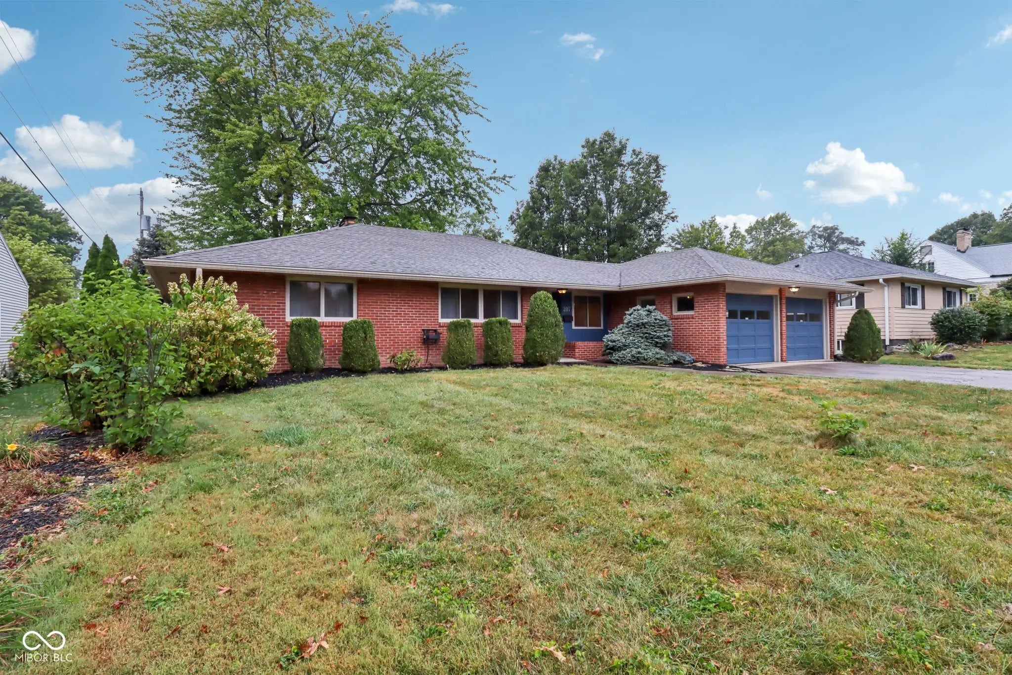 207 N Winthrop Road, Muncie