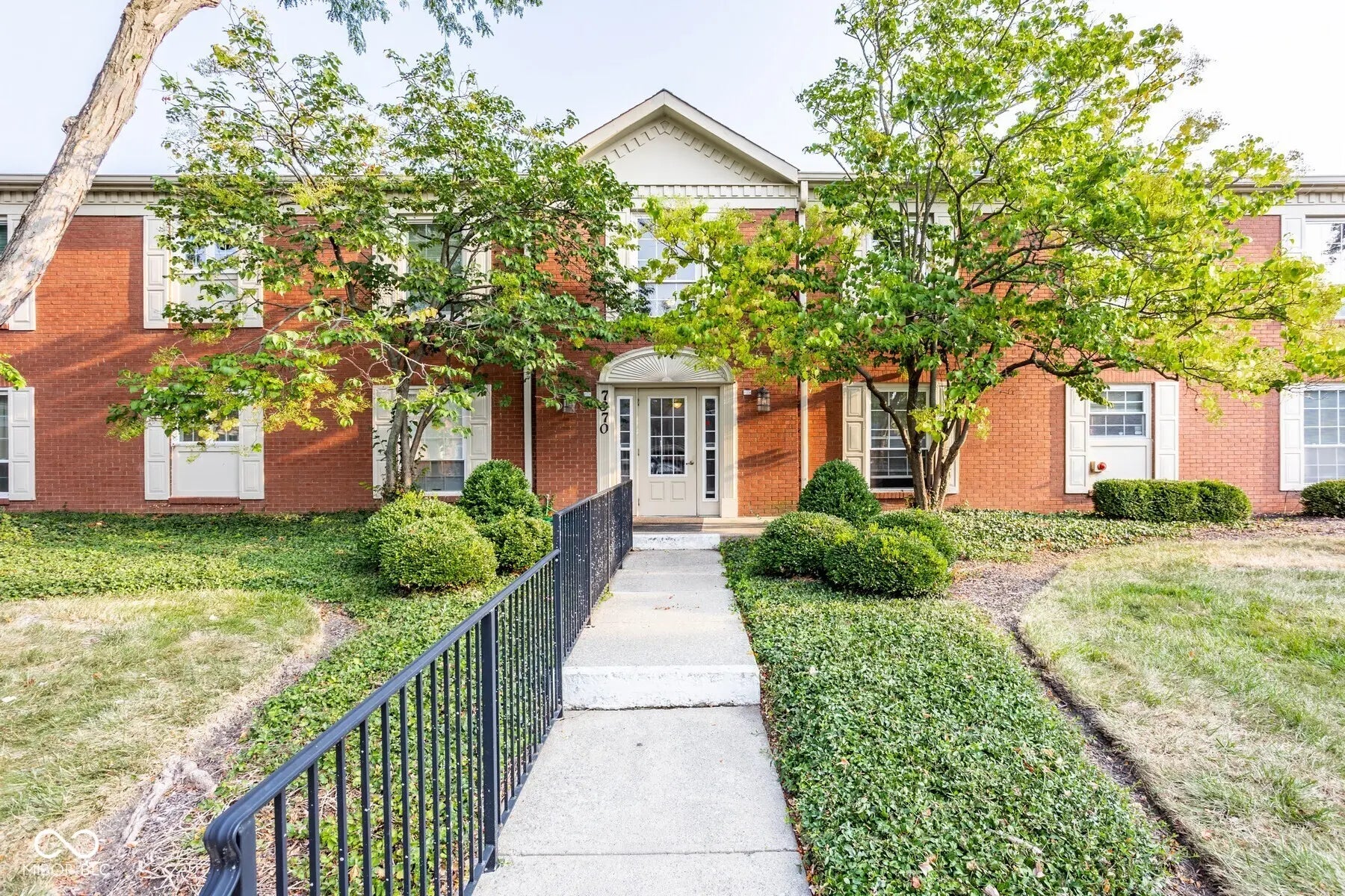 7370 Lions Head Drive B, Indianapolis