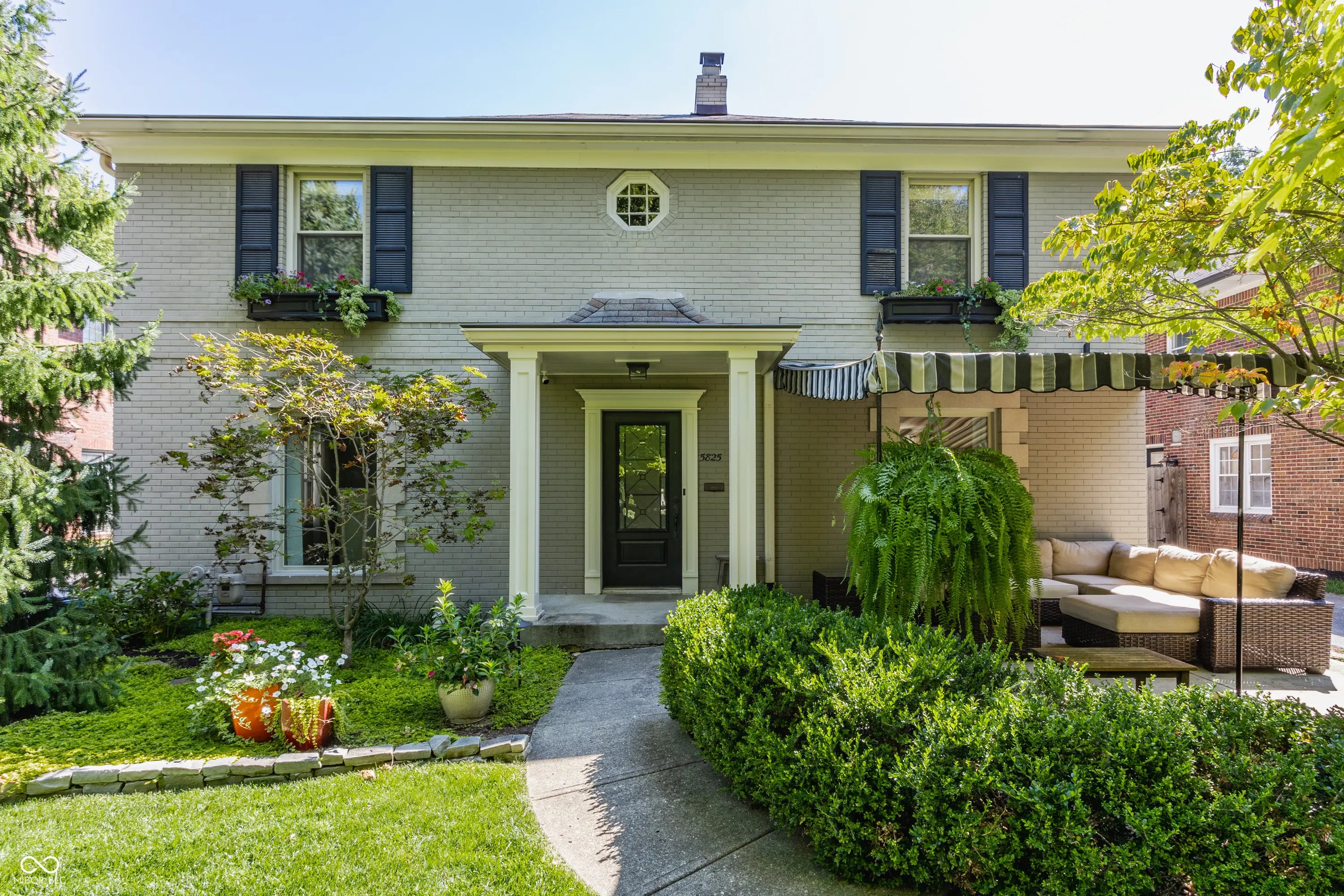 5825 N Washington Boulevard, Indianapolis