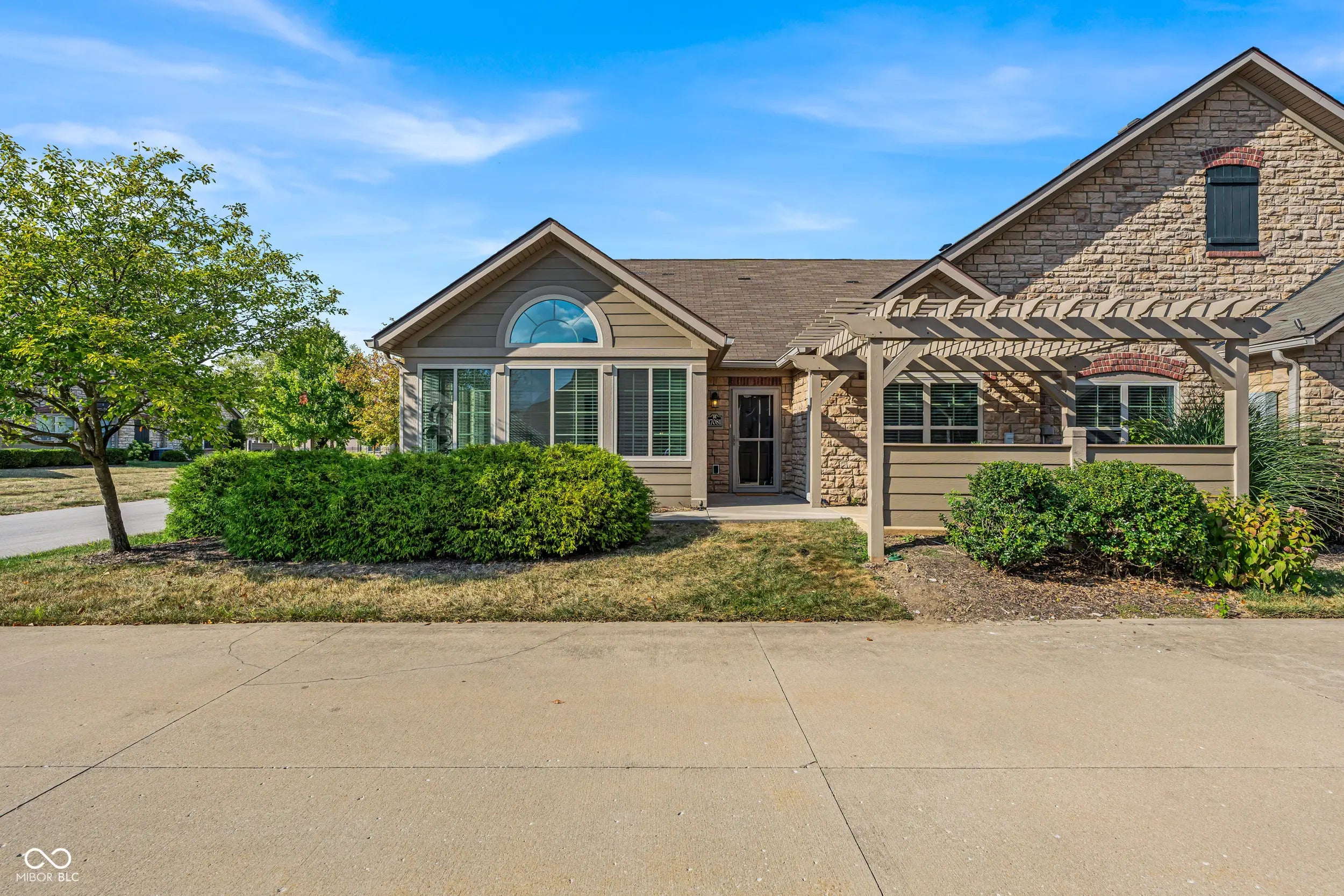 17081 Silver Vista Lane, Westfield