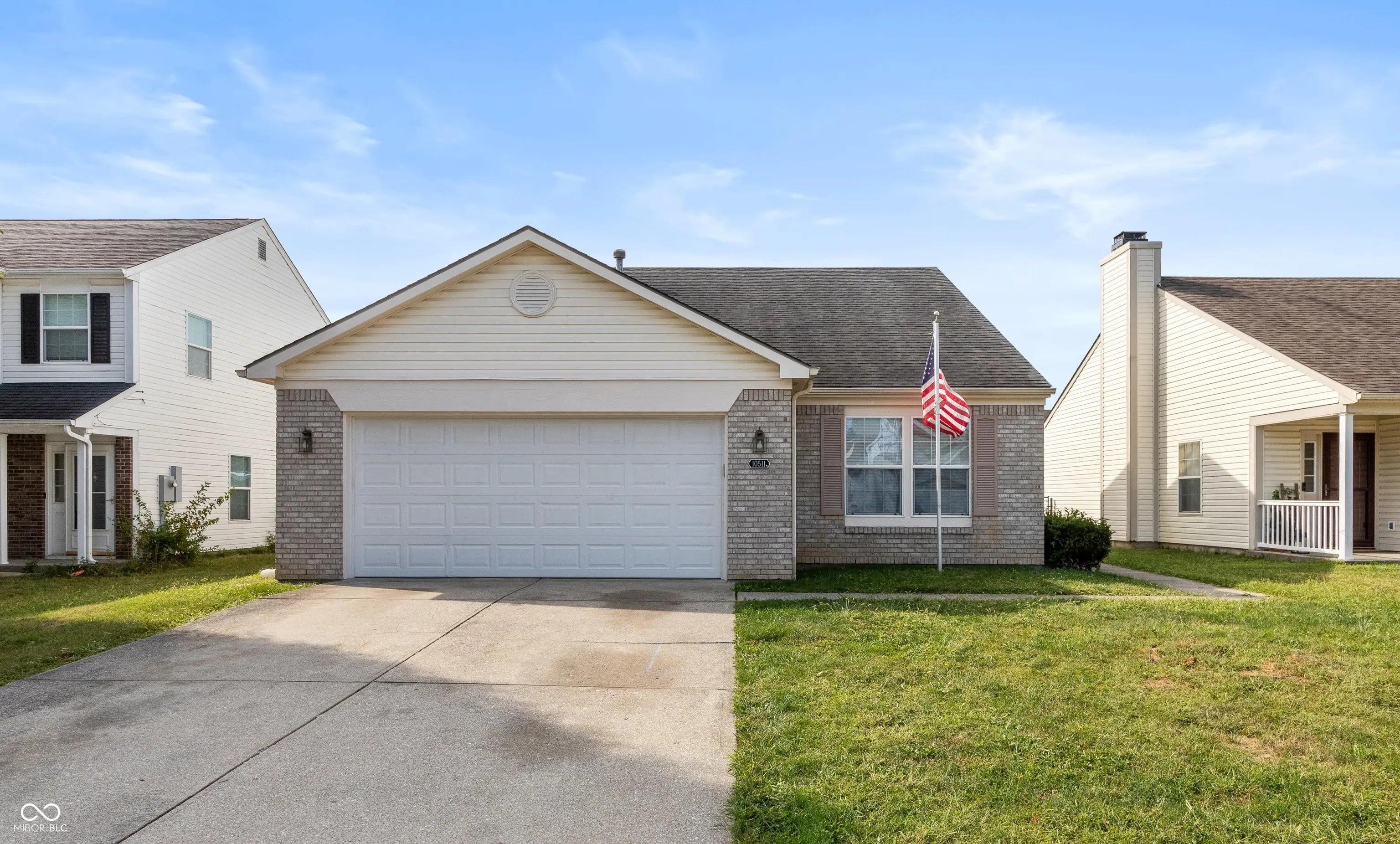 10511 Wintergreen Way, Indianapolis